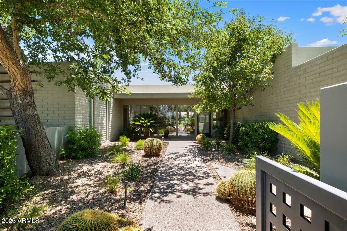 6141 E CALLE DEL NORTE Road
