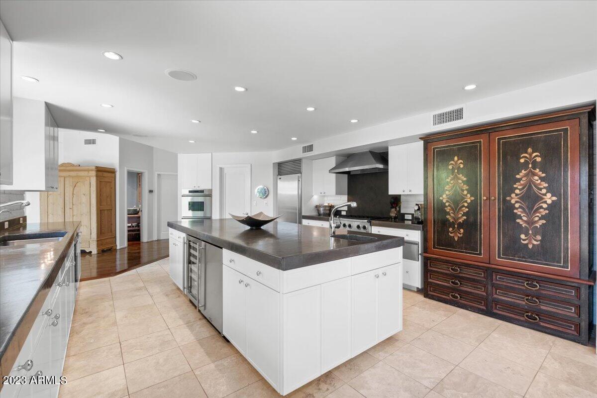 6141 E CALLE DEL NORTE Road
