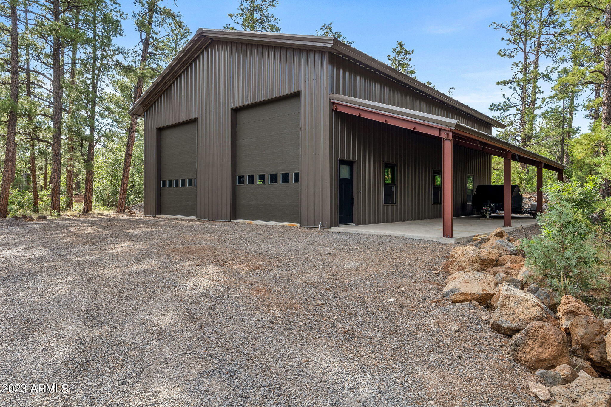 122 Sponseller Siding --