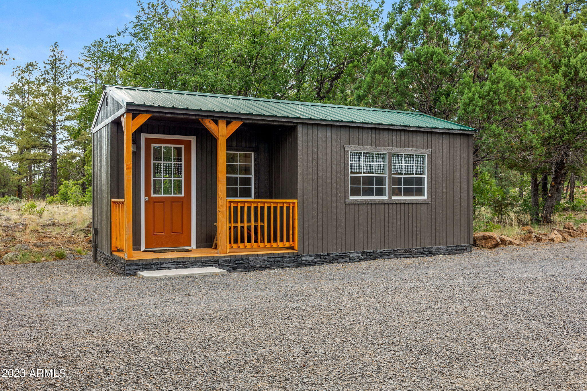 122 Sponseller Siding --