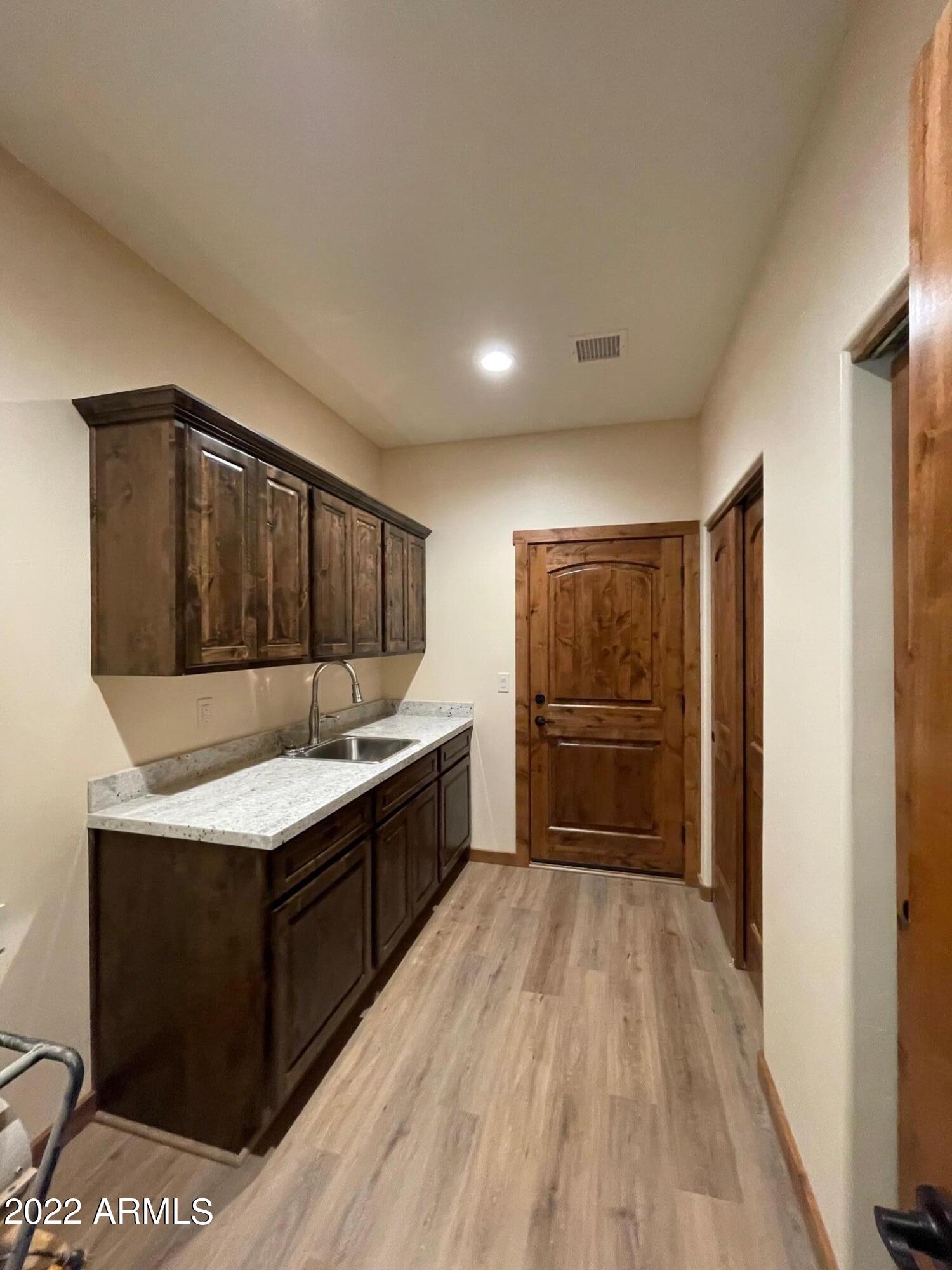 5226 BRANDING IRON Loop