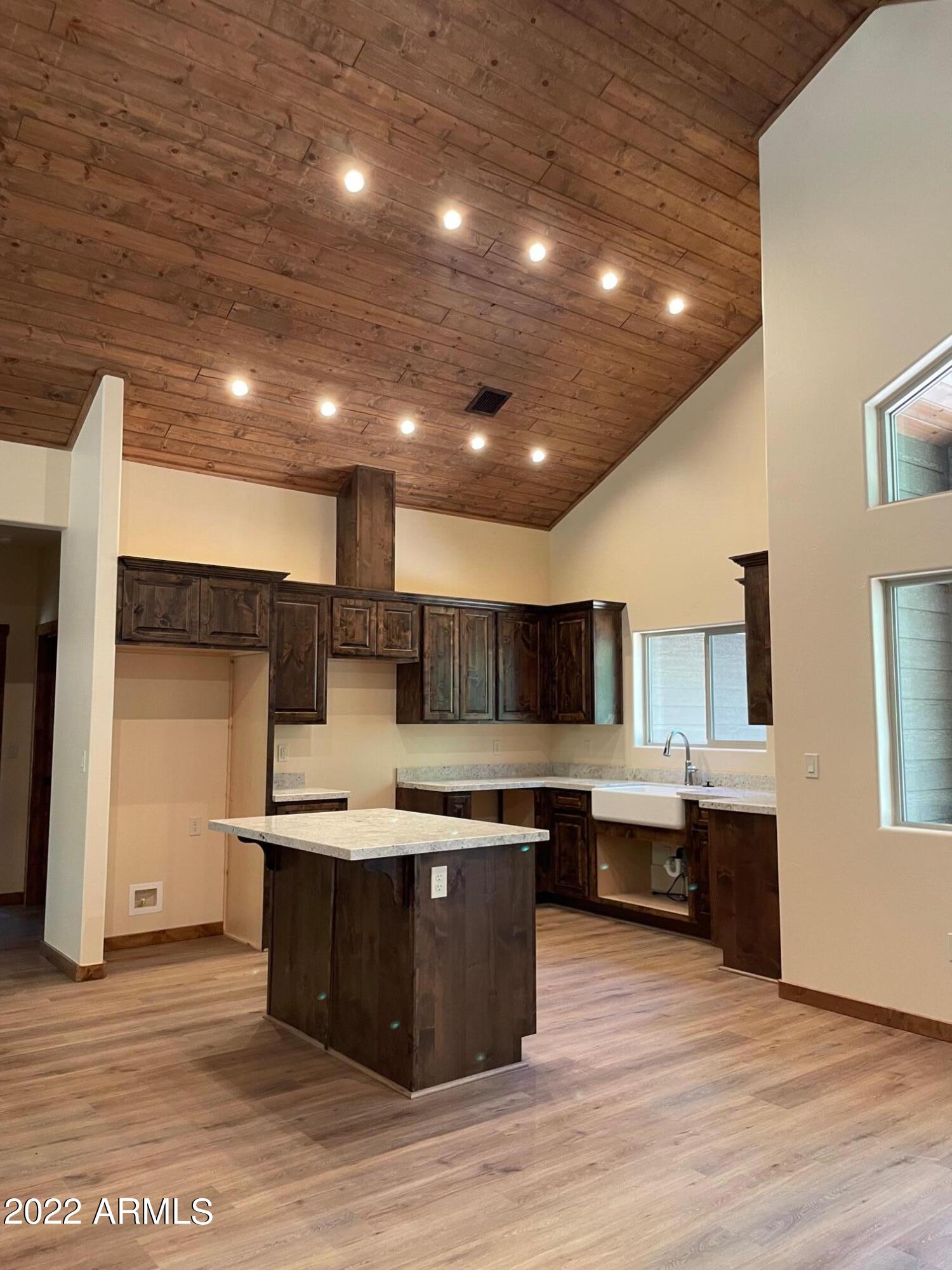 5226 BRANDING IRON Loop