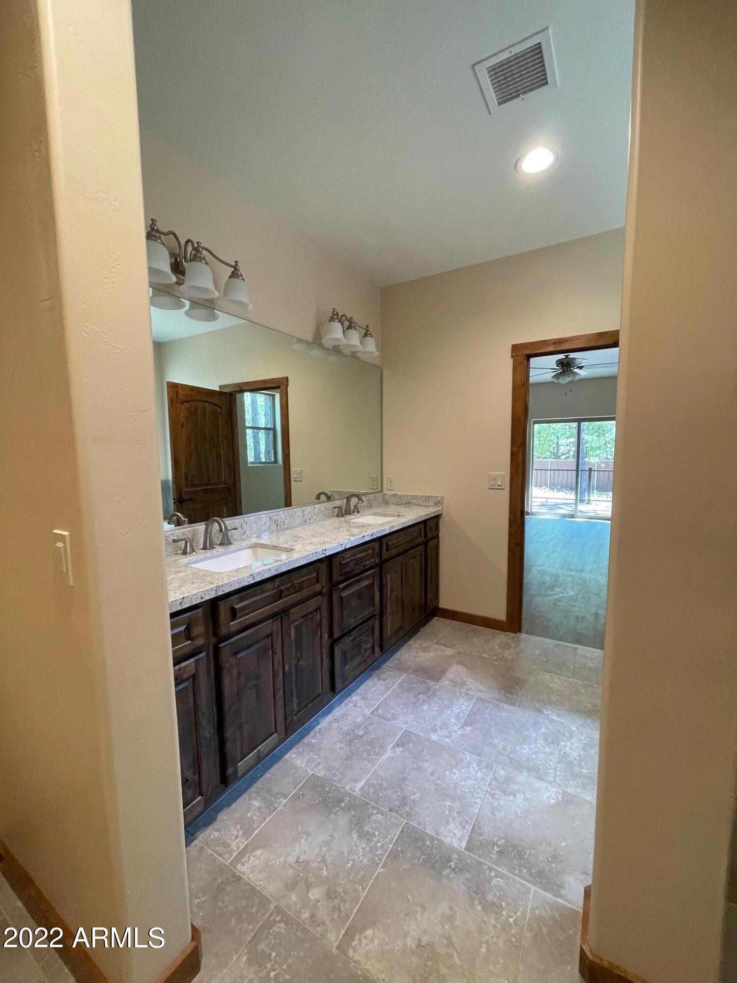 5226 BRANDING IRON Loop