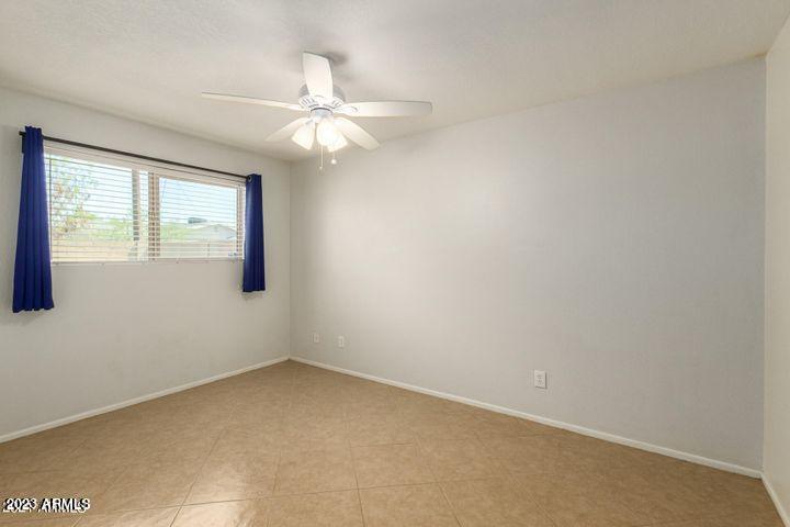 1518 W 5TH Place
