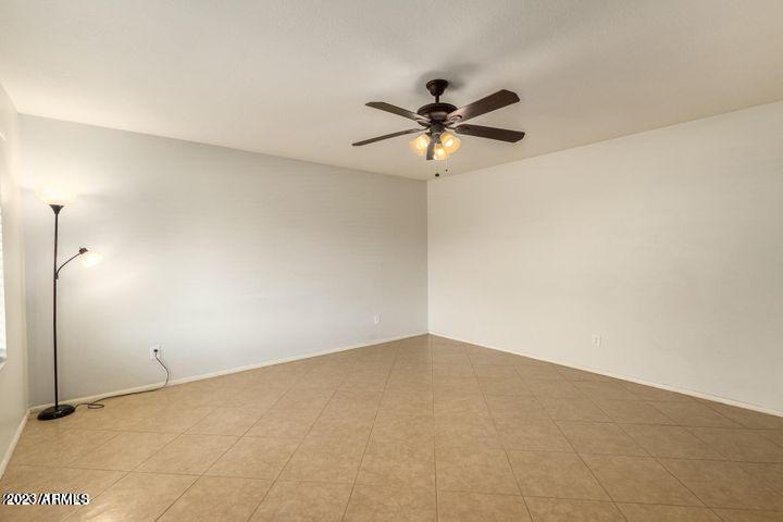 1518 W 5TH Place