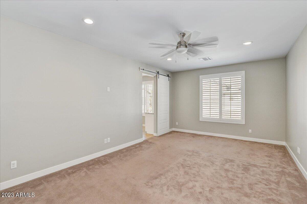 3030 N 38TH Street Unit: 111