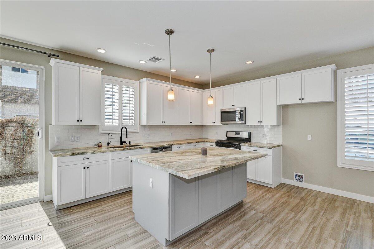 3030 N 38TH Street Unit: 111