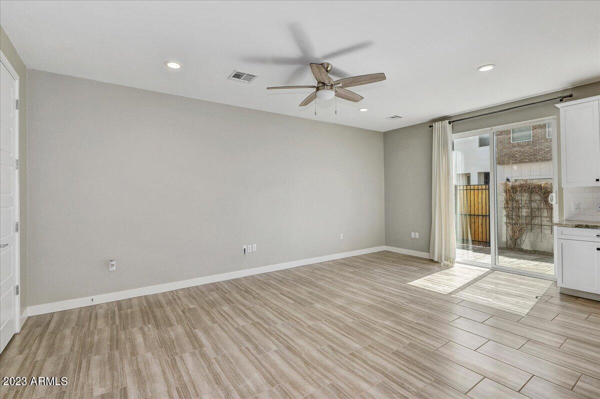 3030 N 38TH Street Unit: 111