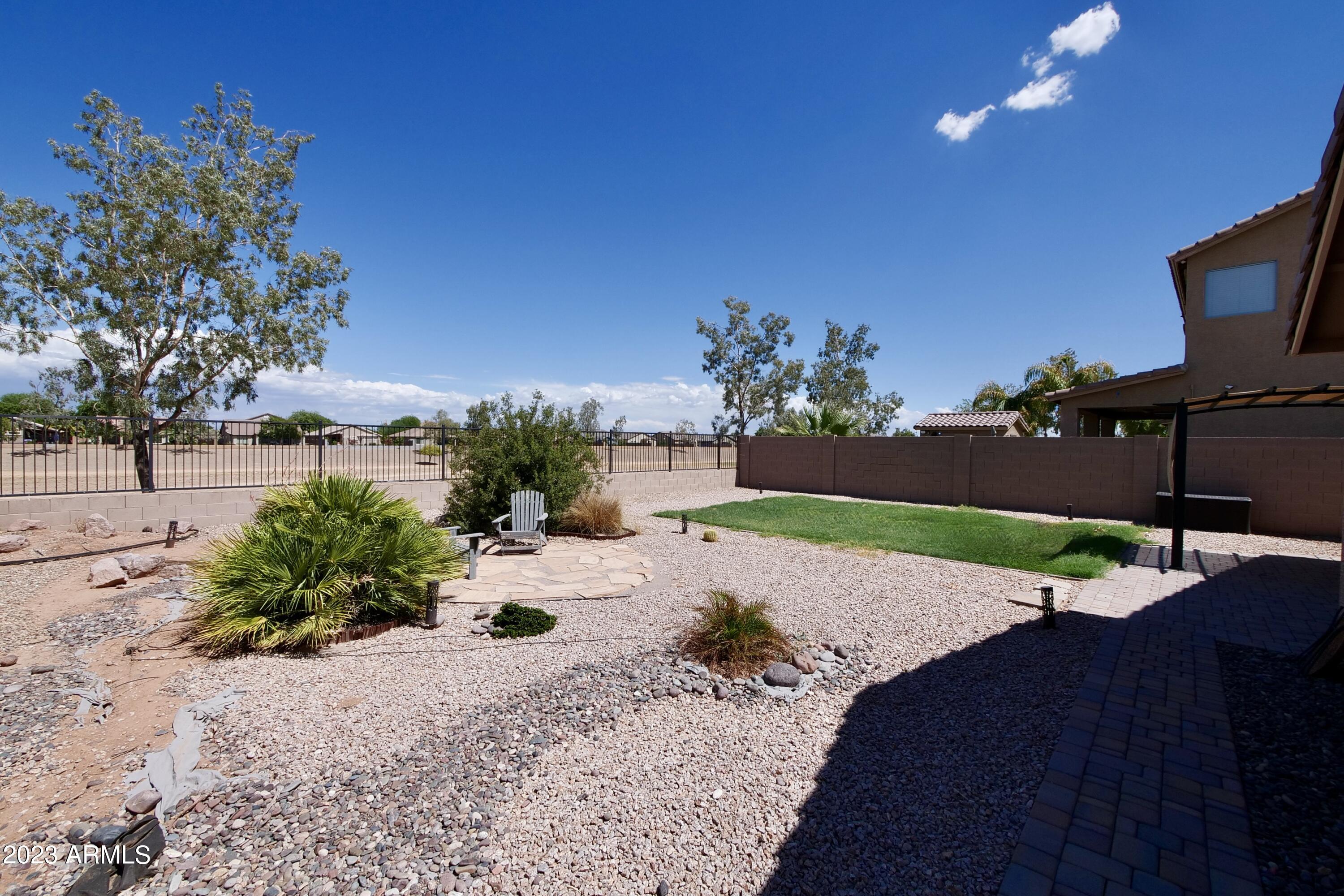 30573 N GUNDERSON Drive