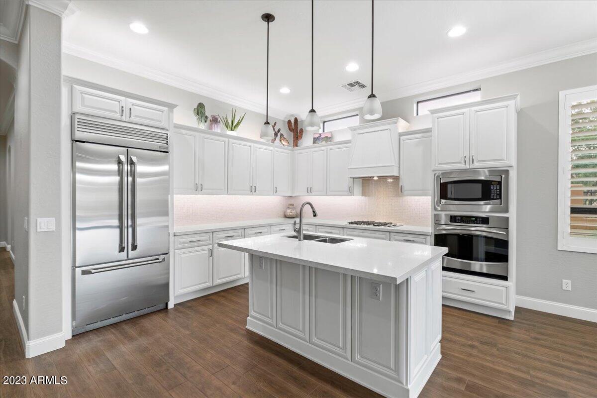 8645 E Kael Circle