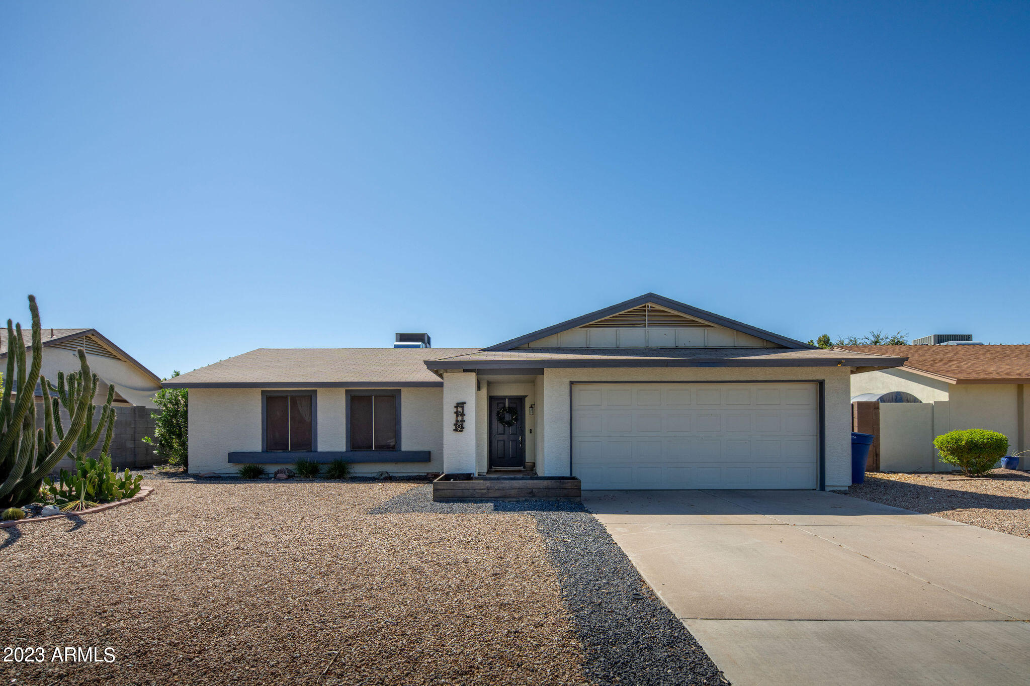 519 W PALOMINO Drive