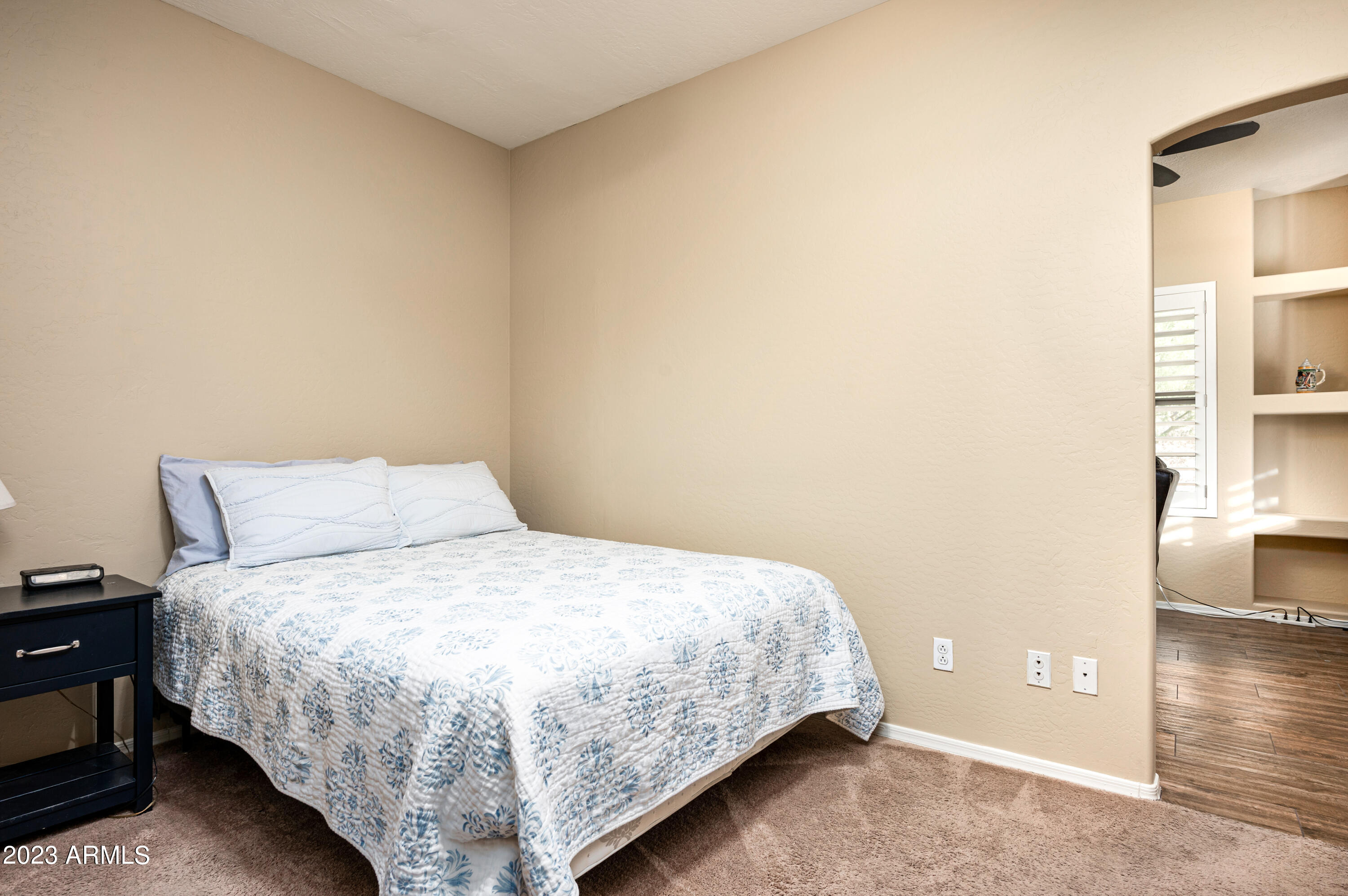 6238 W SPUR Drive