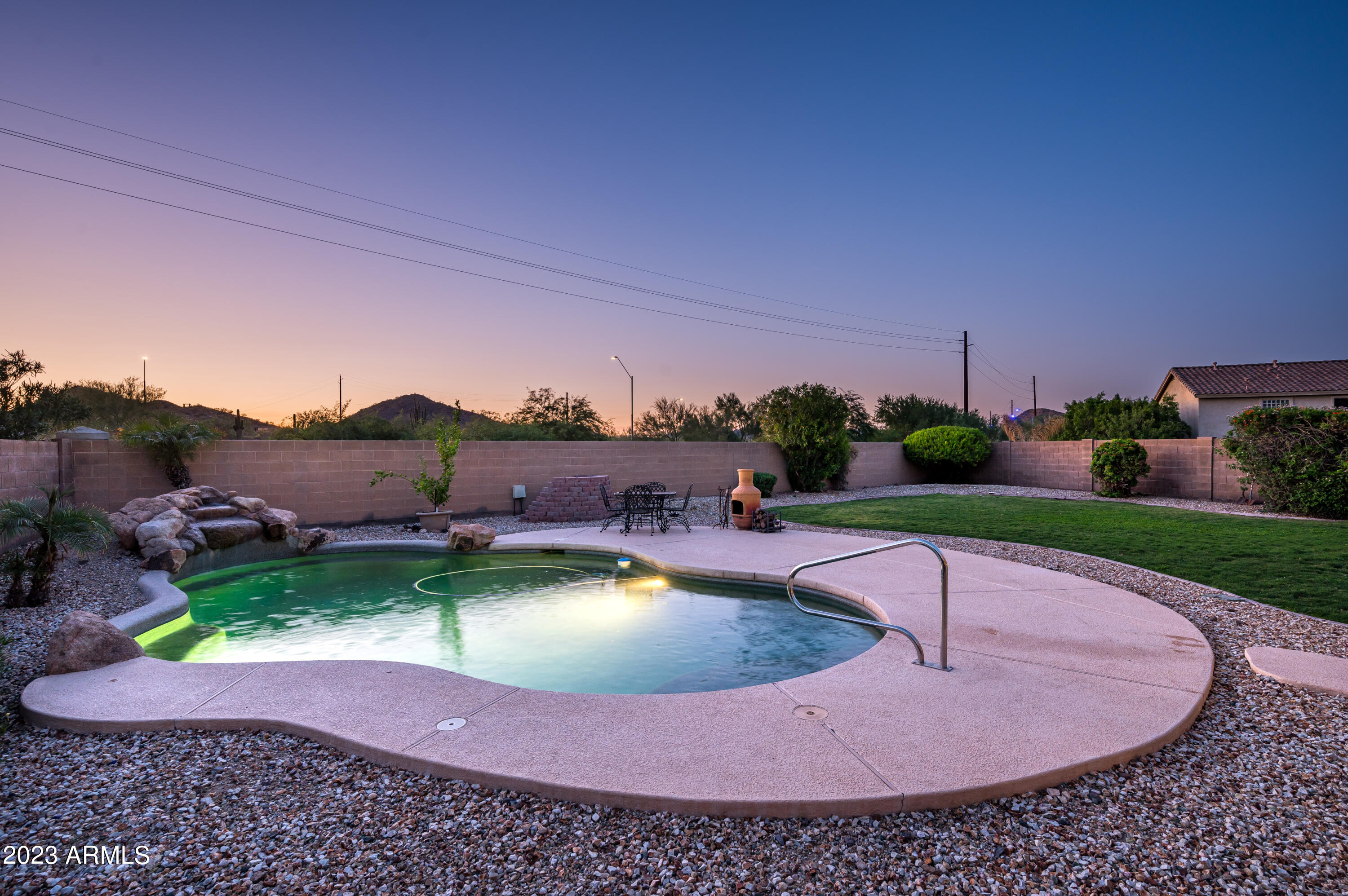 6238 W SPUR Drive