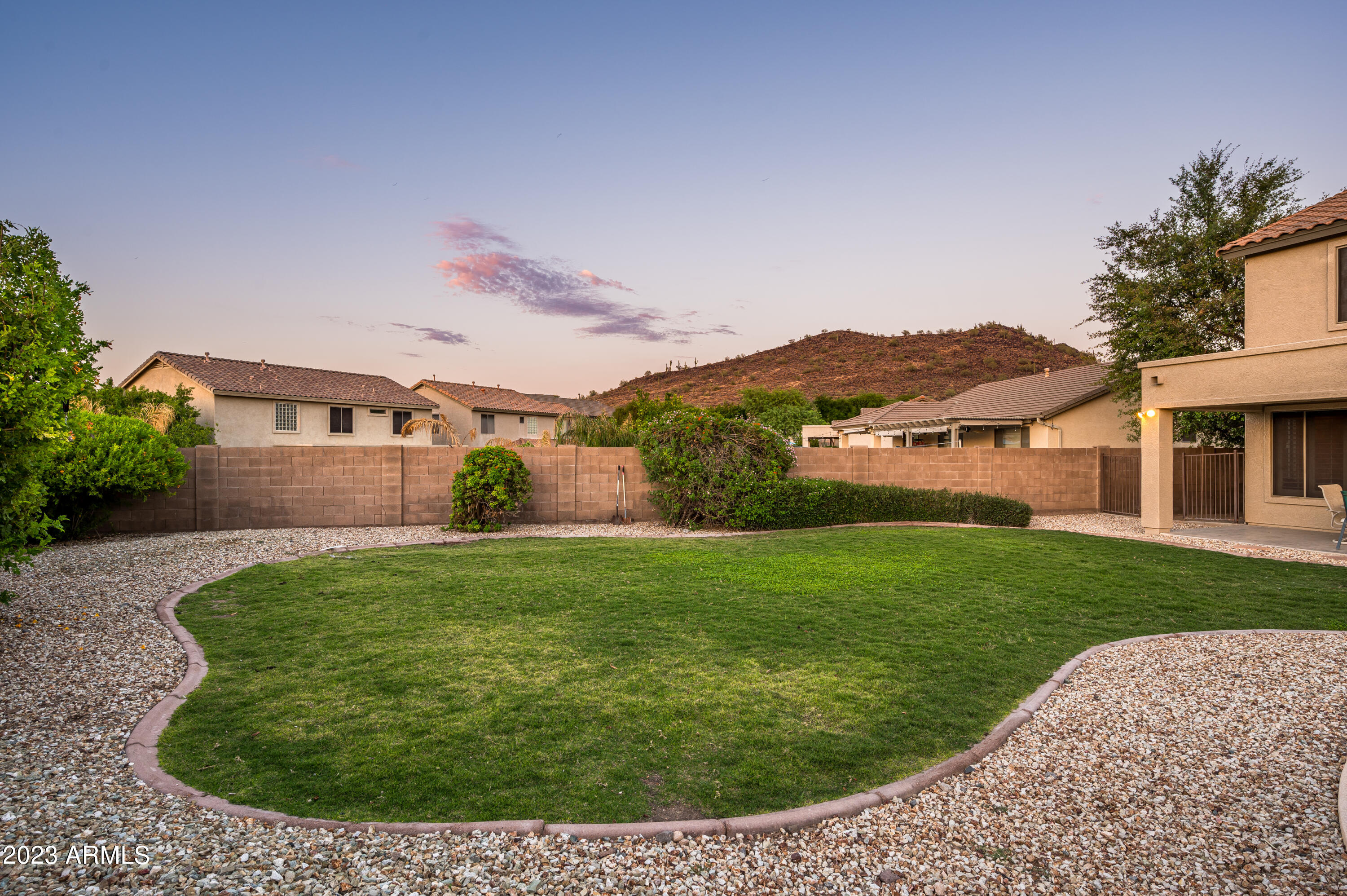6238 W SPUR Drive