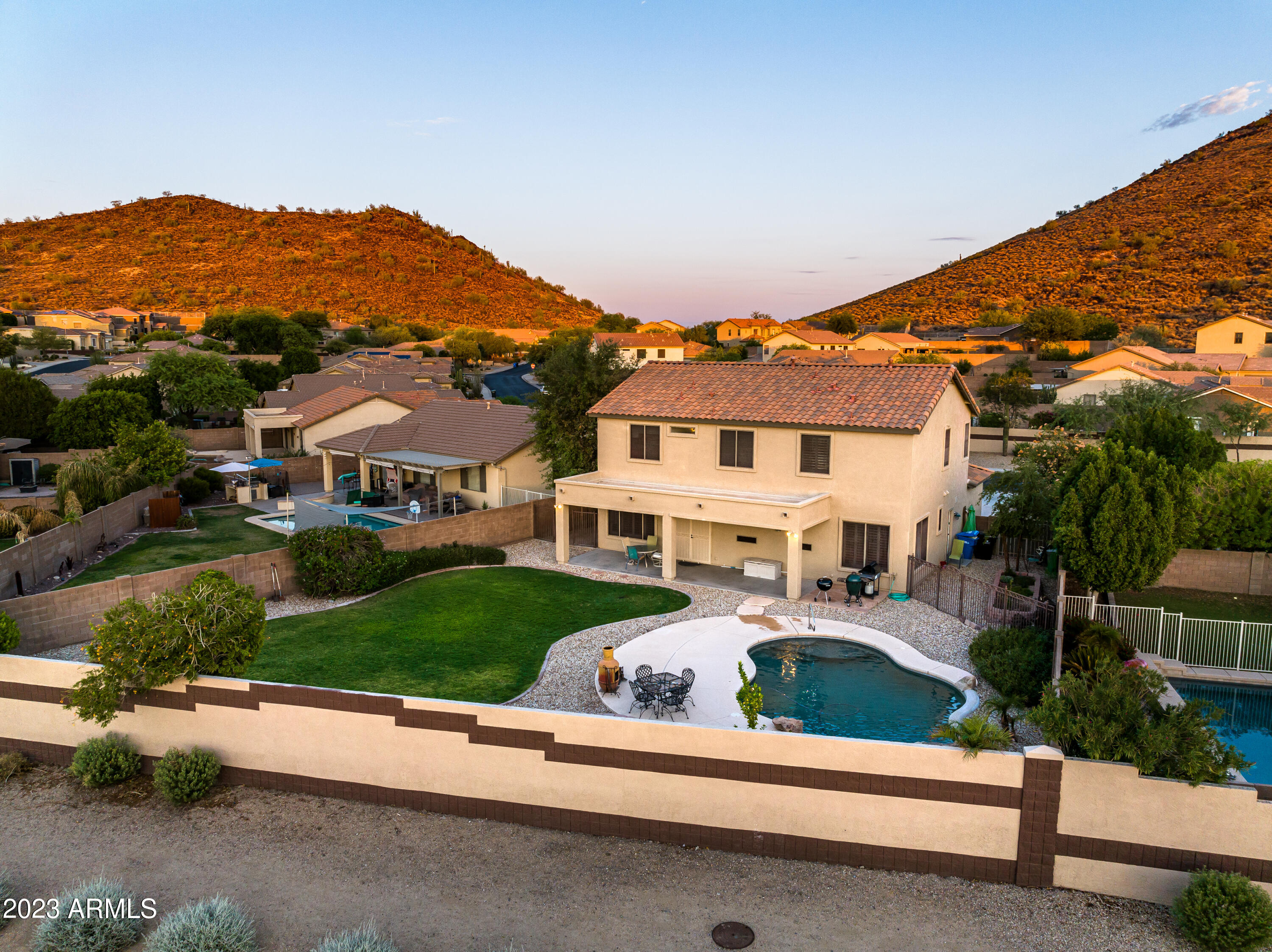 6238 W SPUR Drive