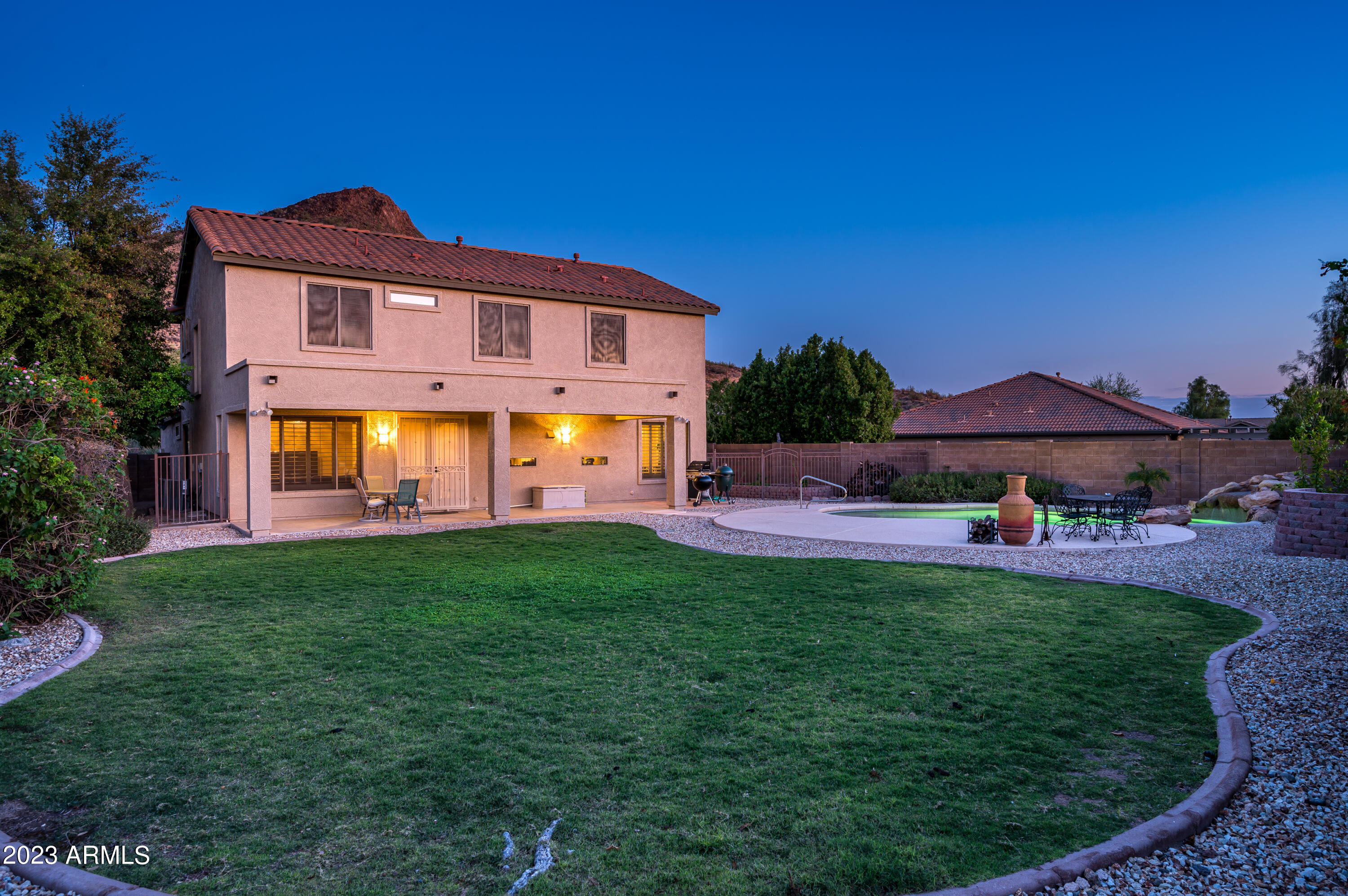 6238 W SPUR Drive