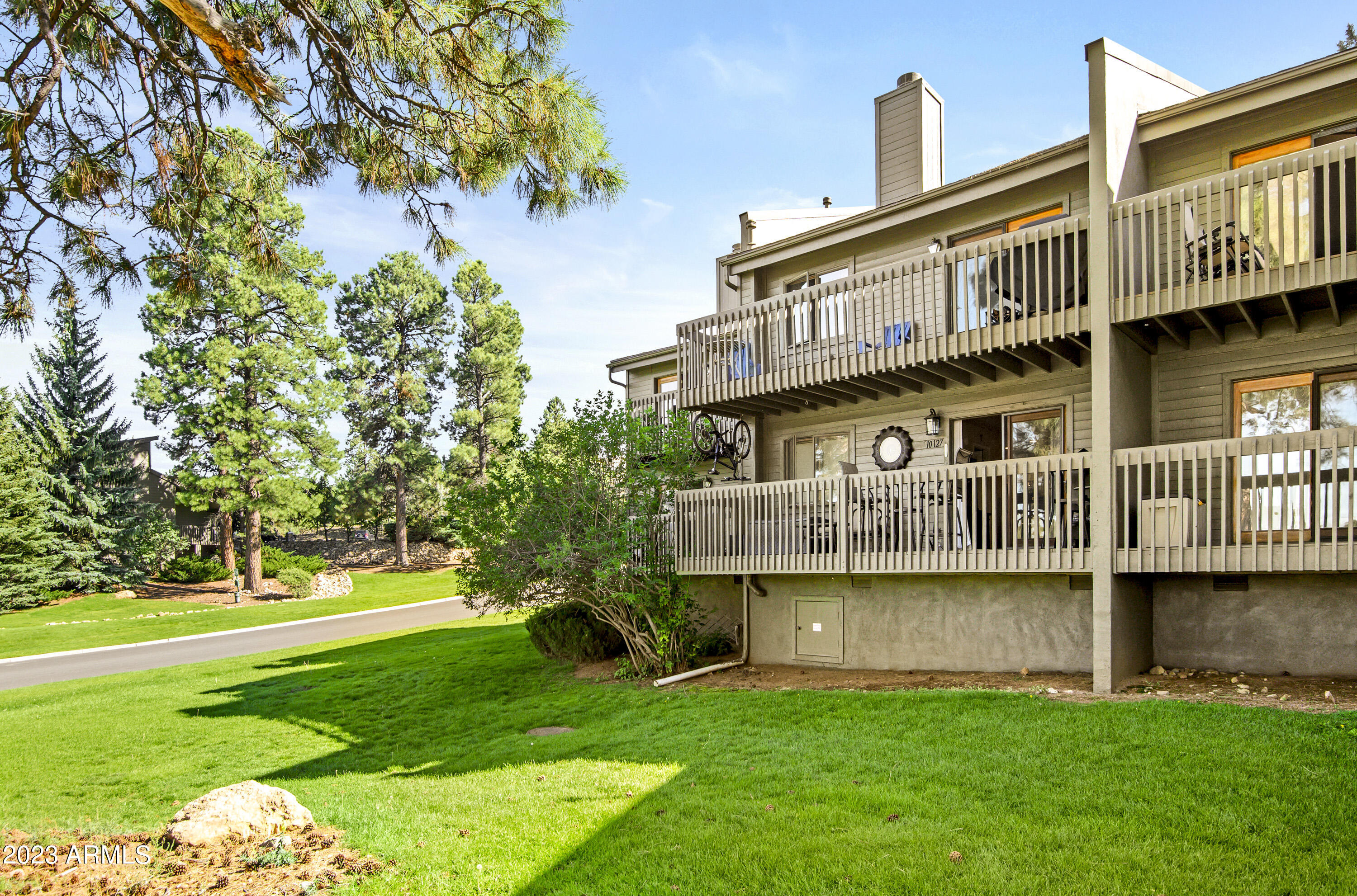 2665 N VALLEY VIEW Road Unit: 10127