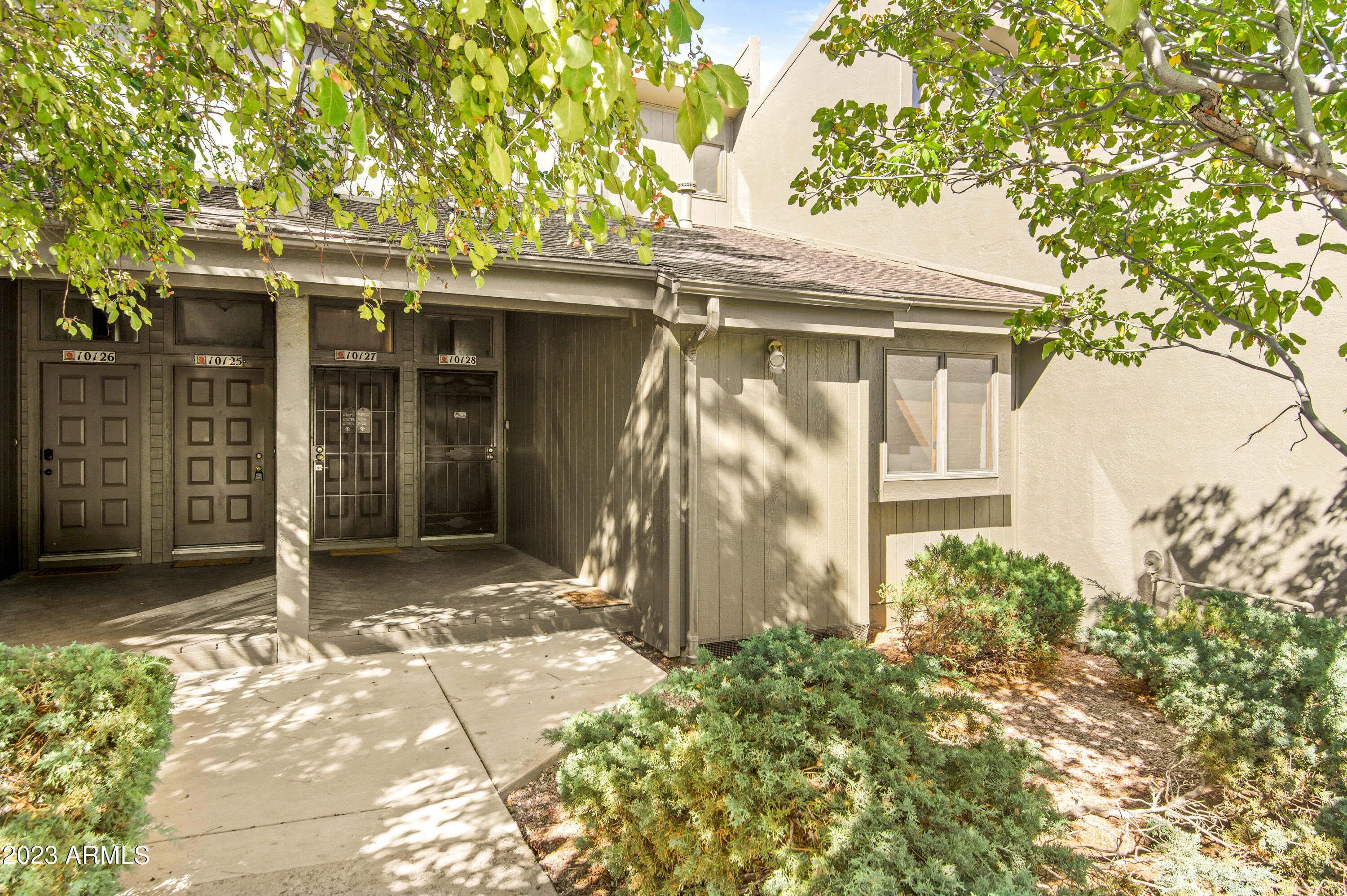2665 N VALLEY VIEW Road Unit: 10127