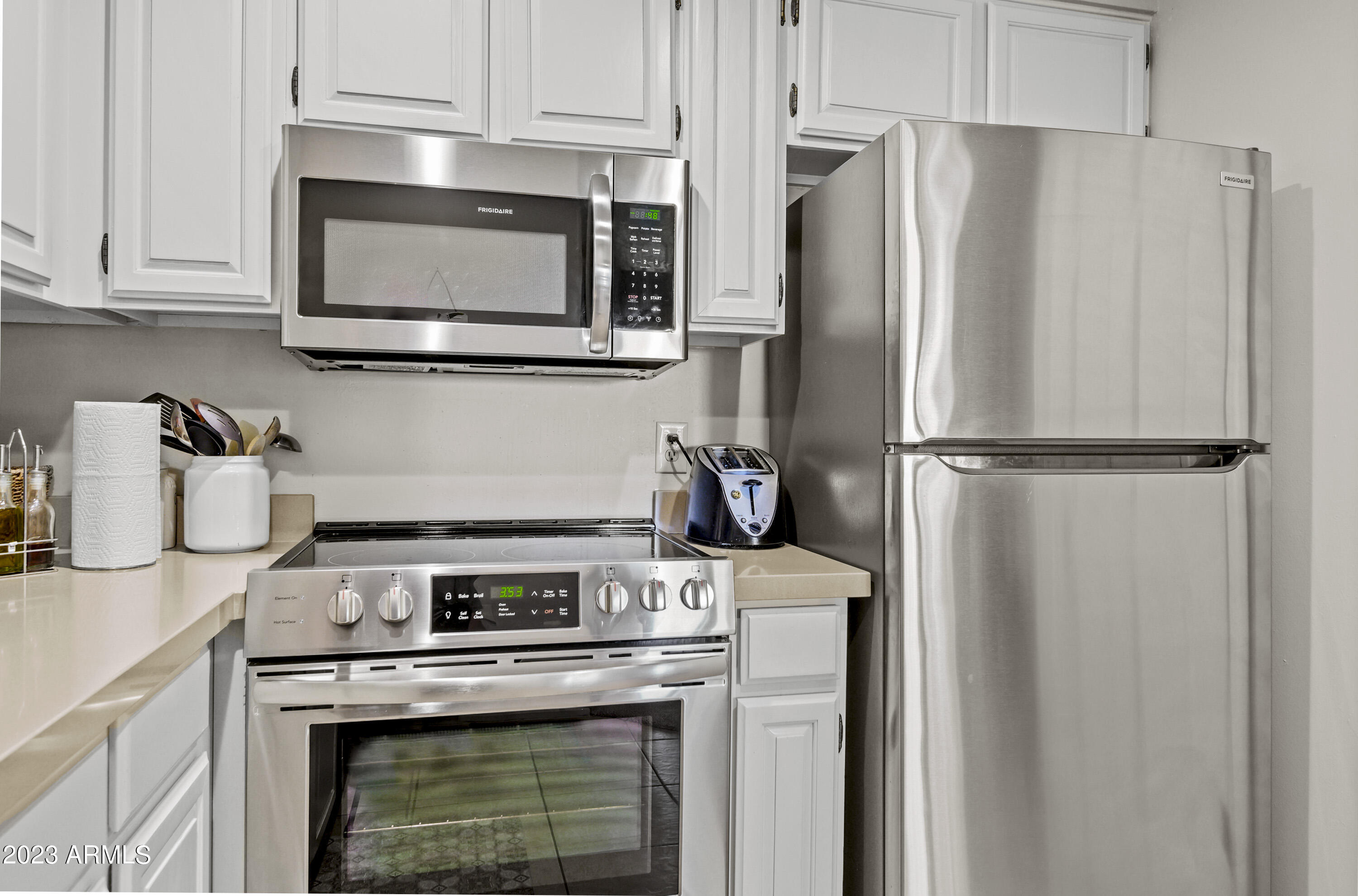 2665 N VALLEY VIEW Road Unit: 10127