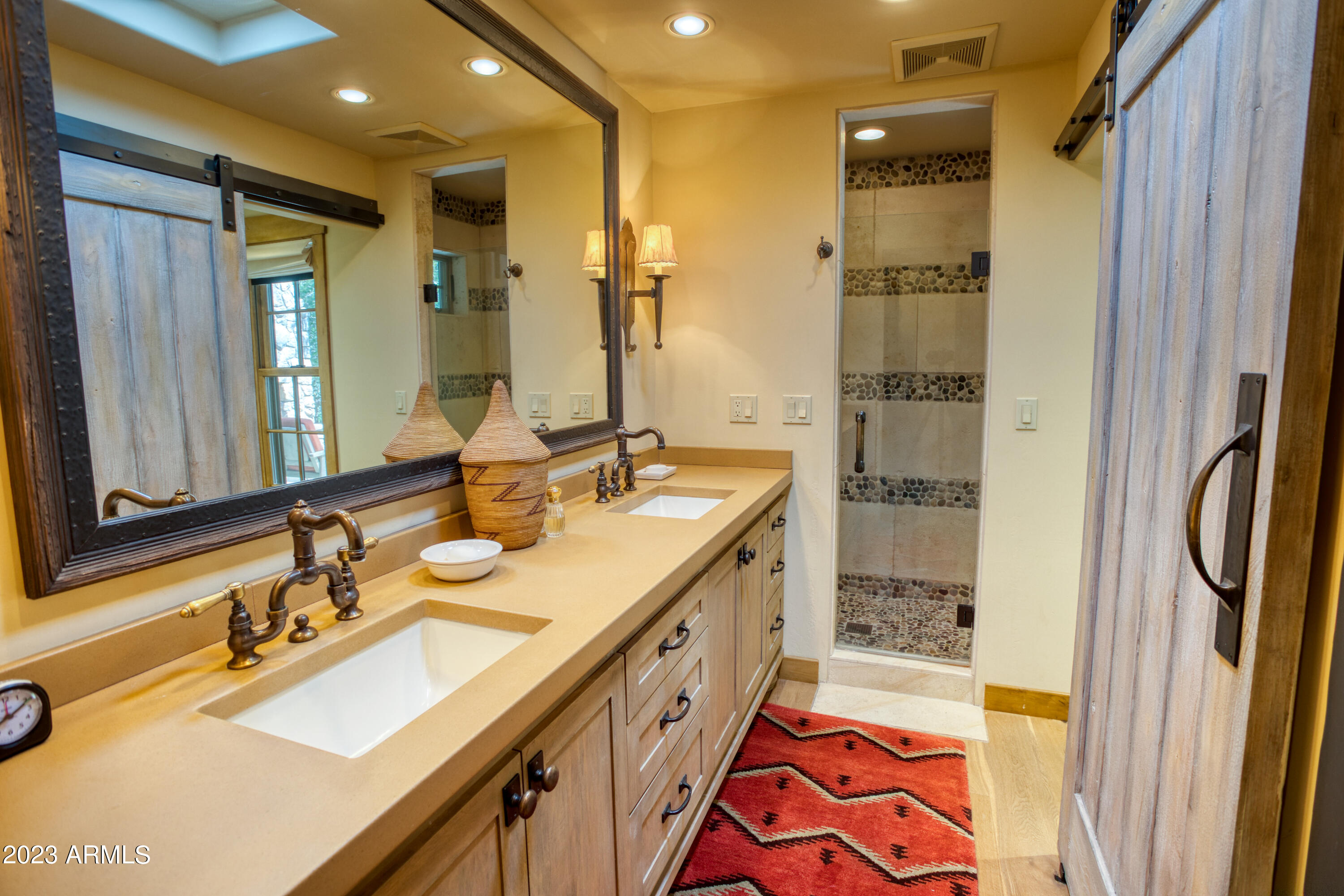 3808 Country Club Circle