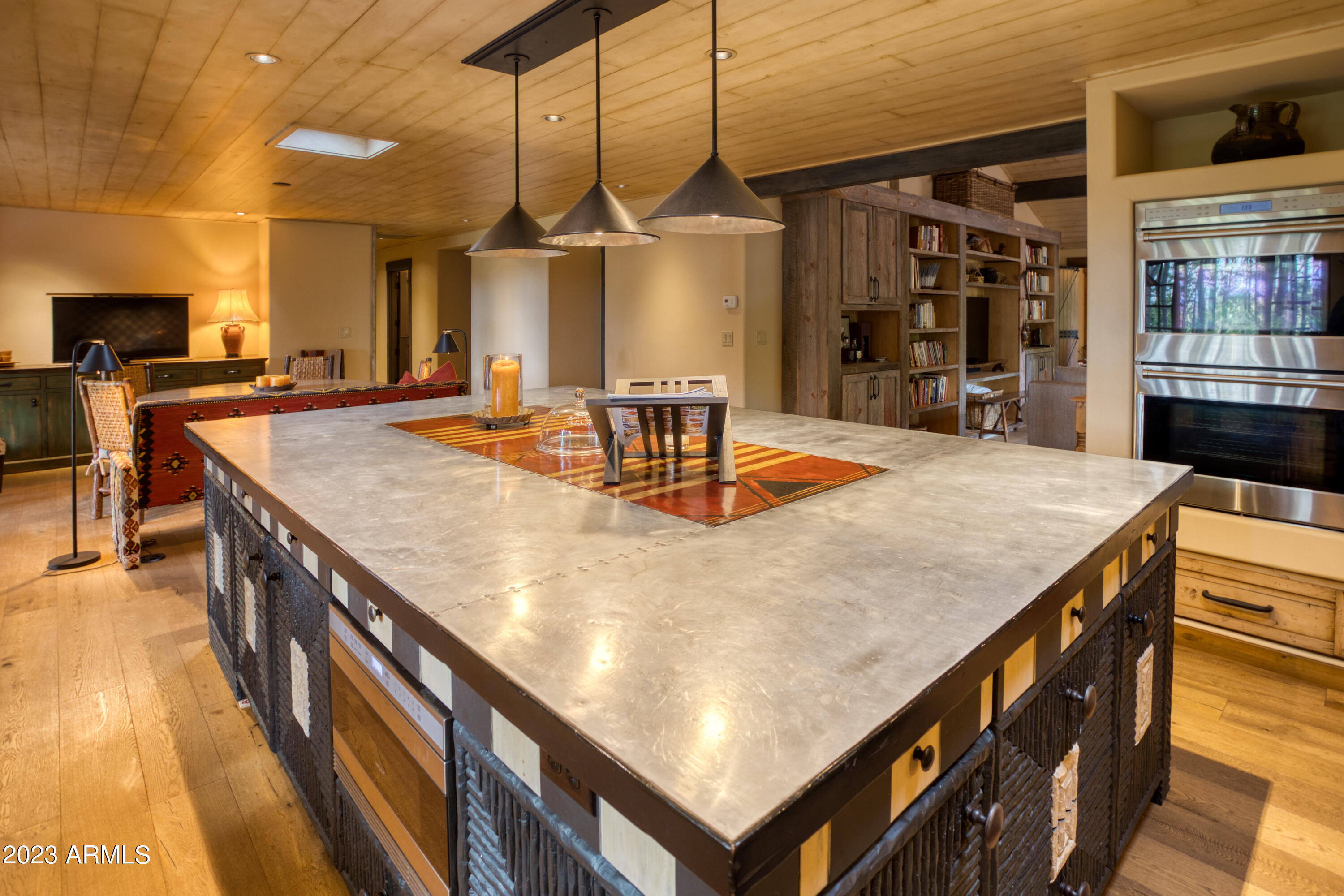 3808 Country Club Circle