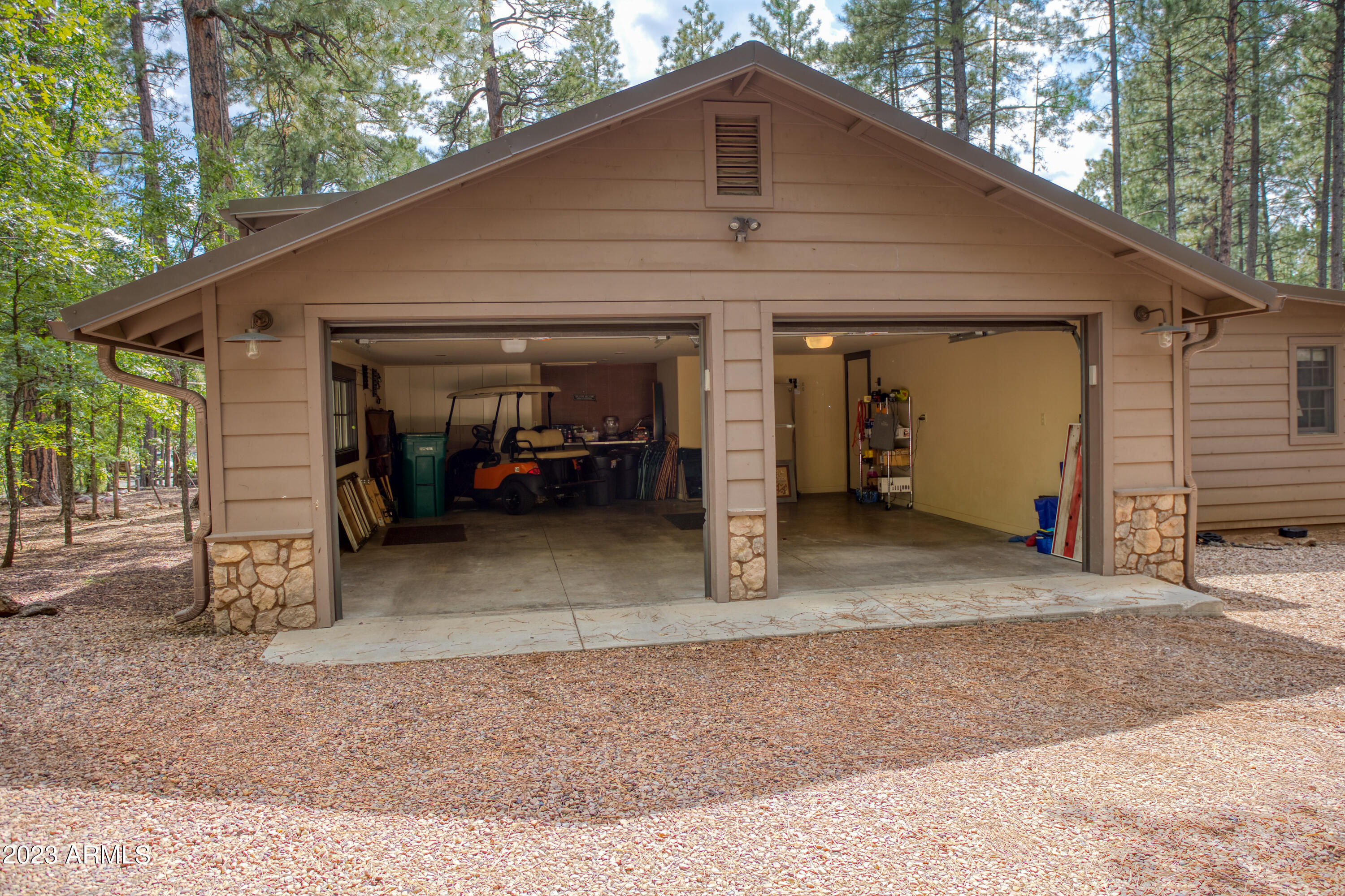 3808 Country Club Circle