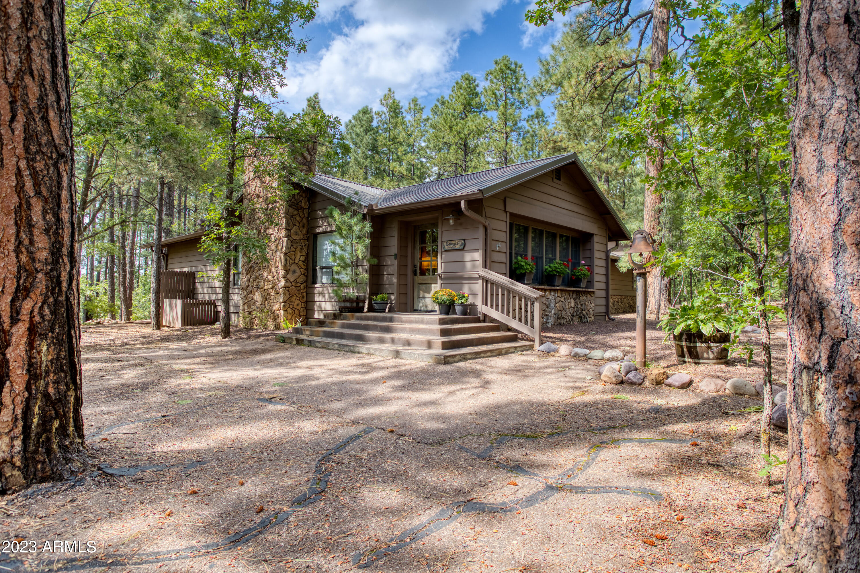 3808 Country Club Circle