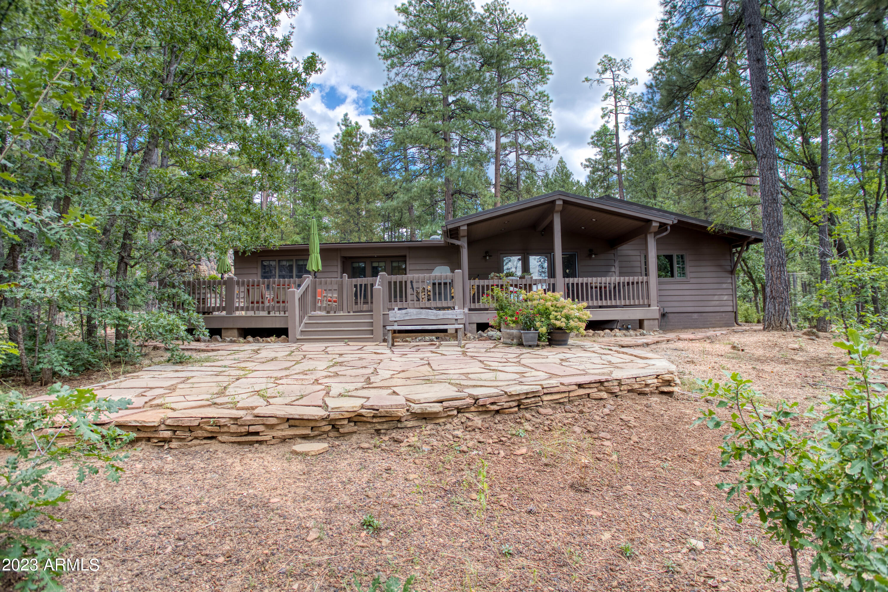 3808 Country Club Circle
