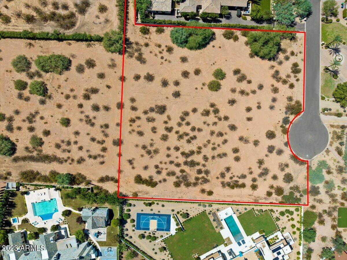 6633 E VALLEY VISTA Lane Unit: 3