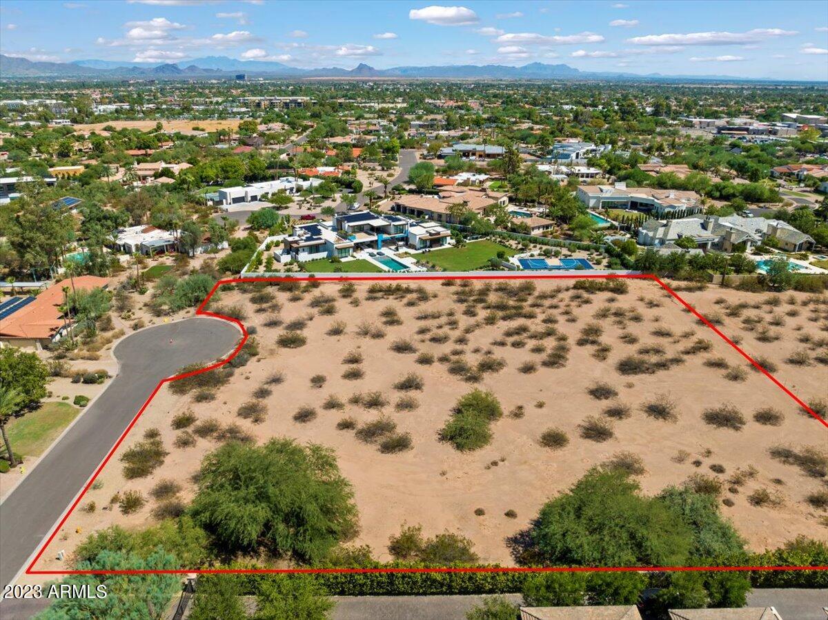 6633 E VALLEY VISTA Lane Unit: 3