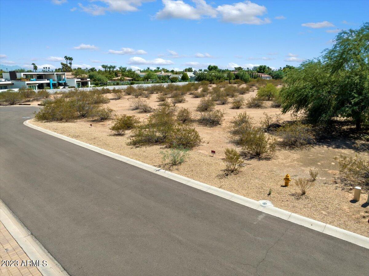 6633 E VALLEY VISTA Lane Unit: 3
