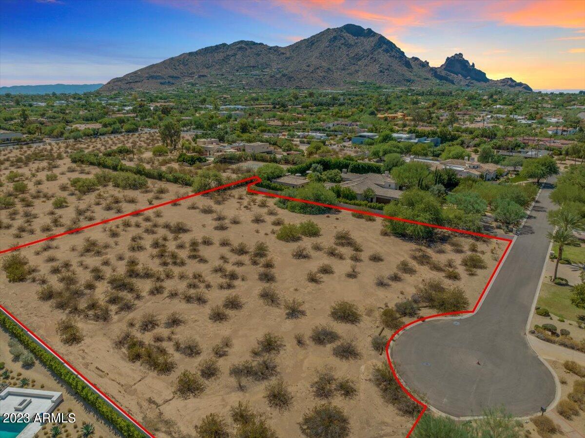 6633 E VALLEY VISTA Lane Unit: 3