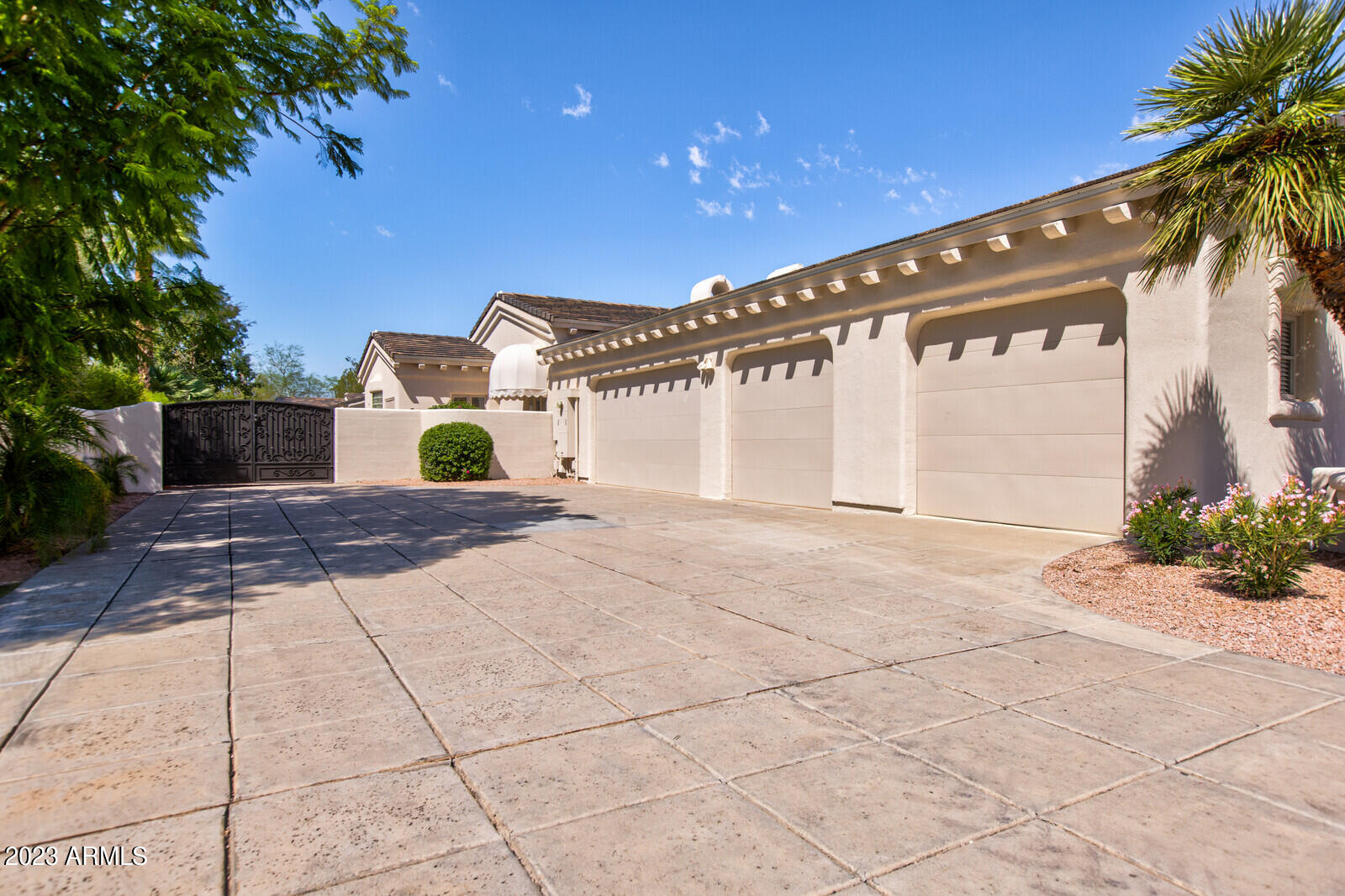 8912 N 65TH Street