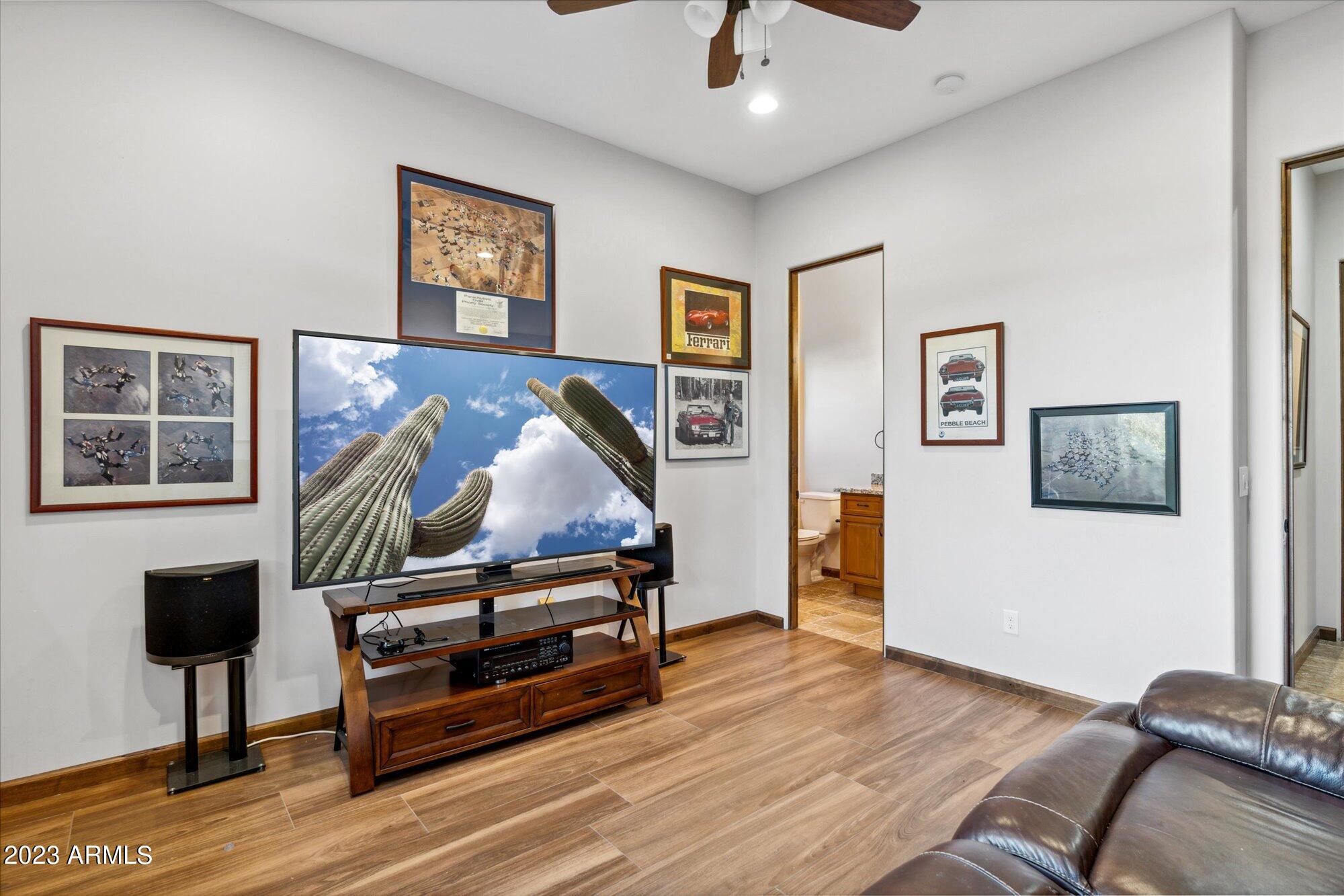 1418 W JOY RANCH Road