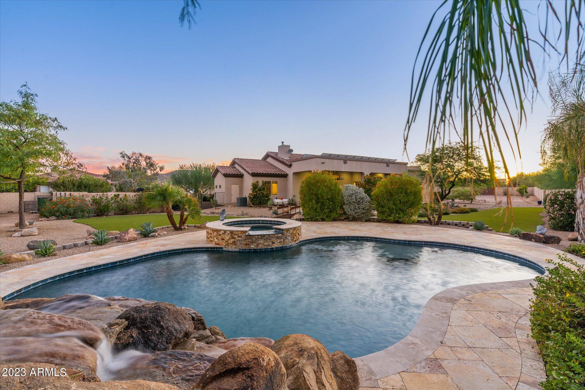 1418 W JOY RANCH Road