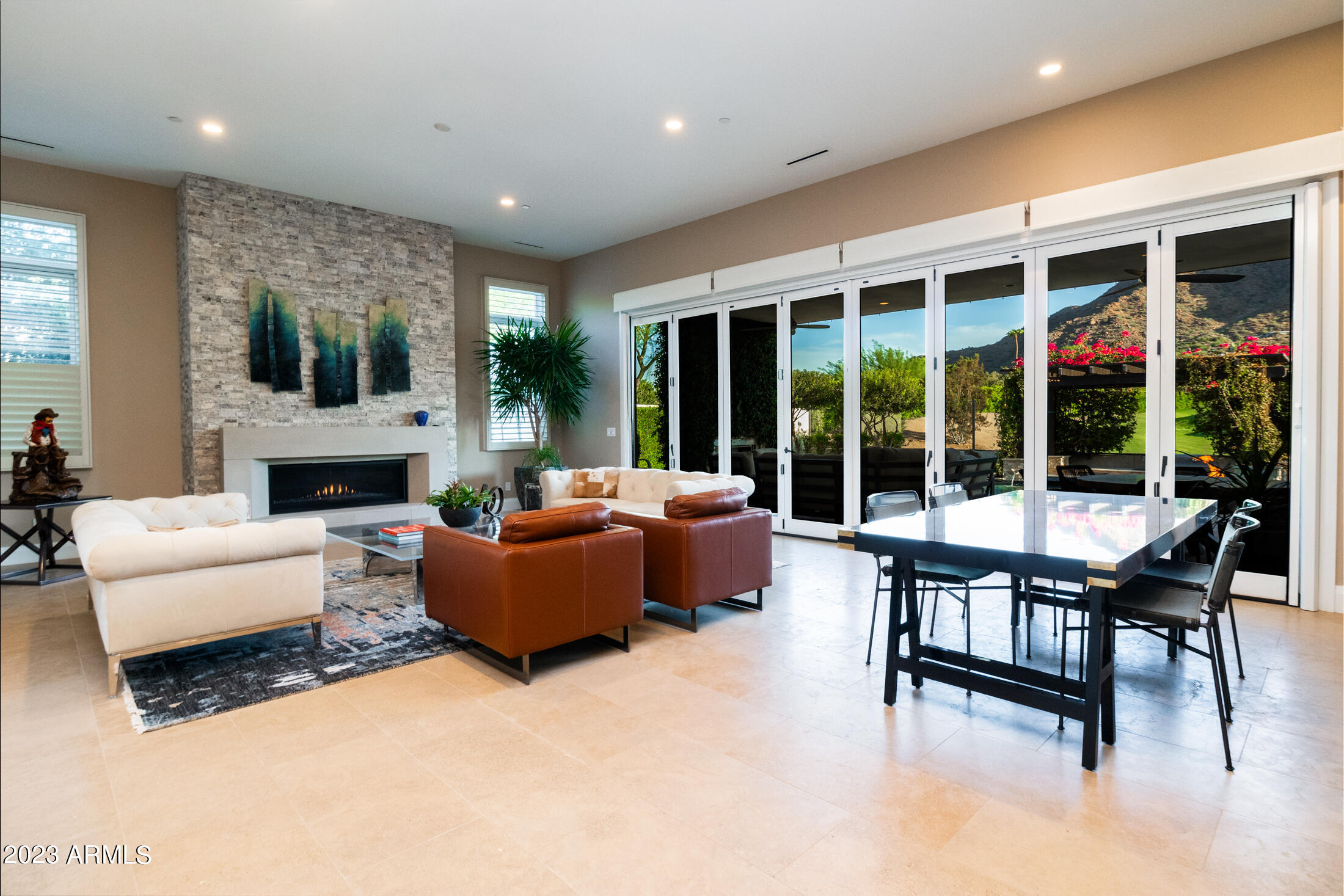 5587 E VALLEY VISTA Lane