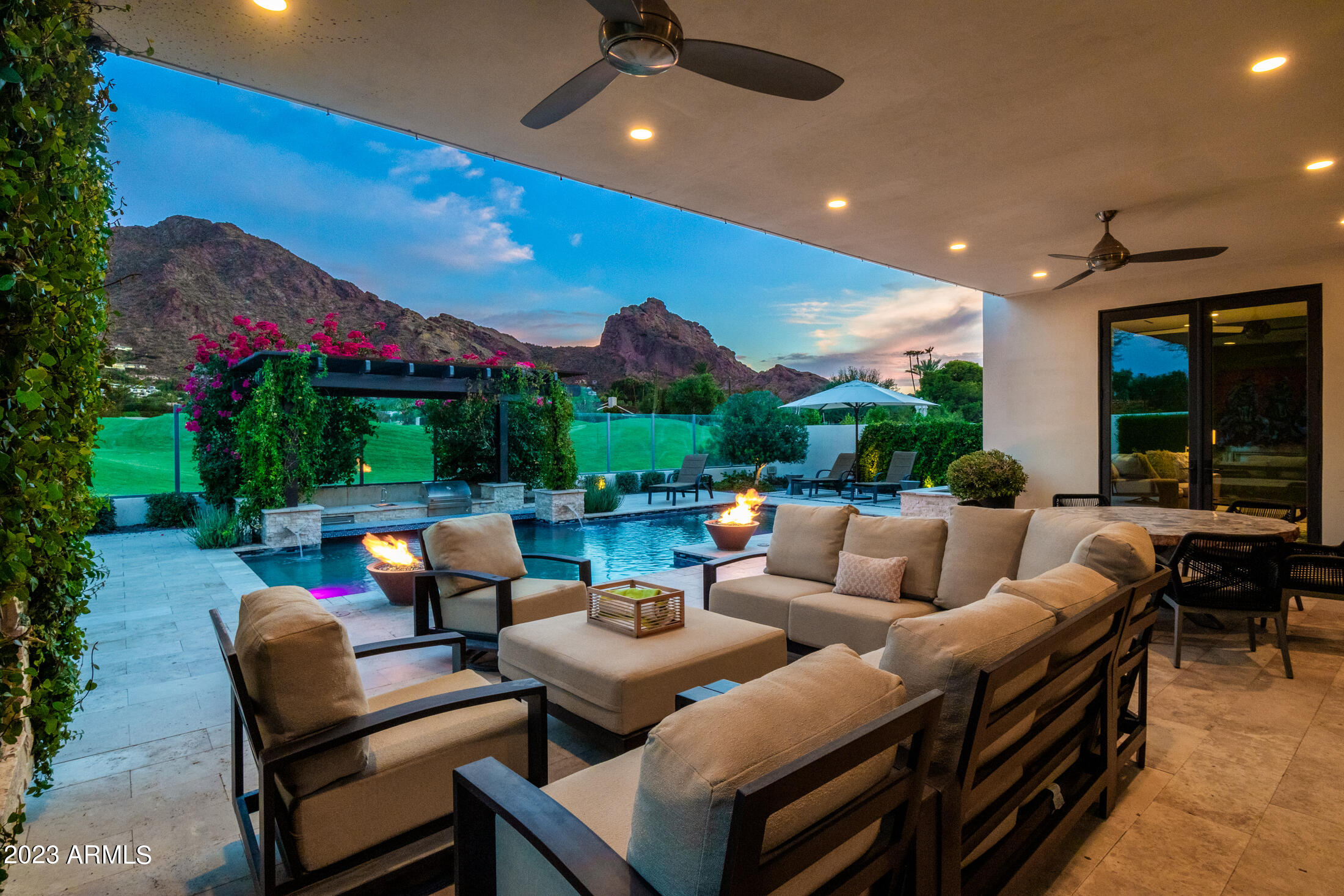 5587 E VALLEY VISTA Lane