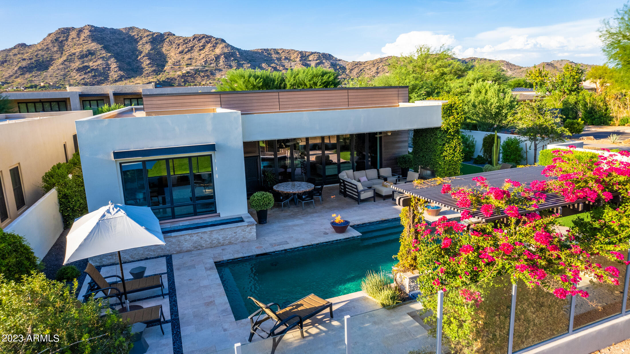 5587 E VALLEY VISTA Lane