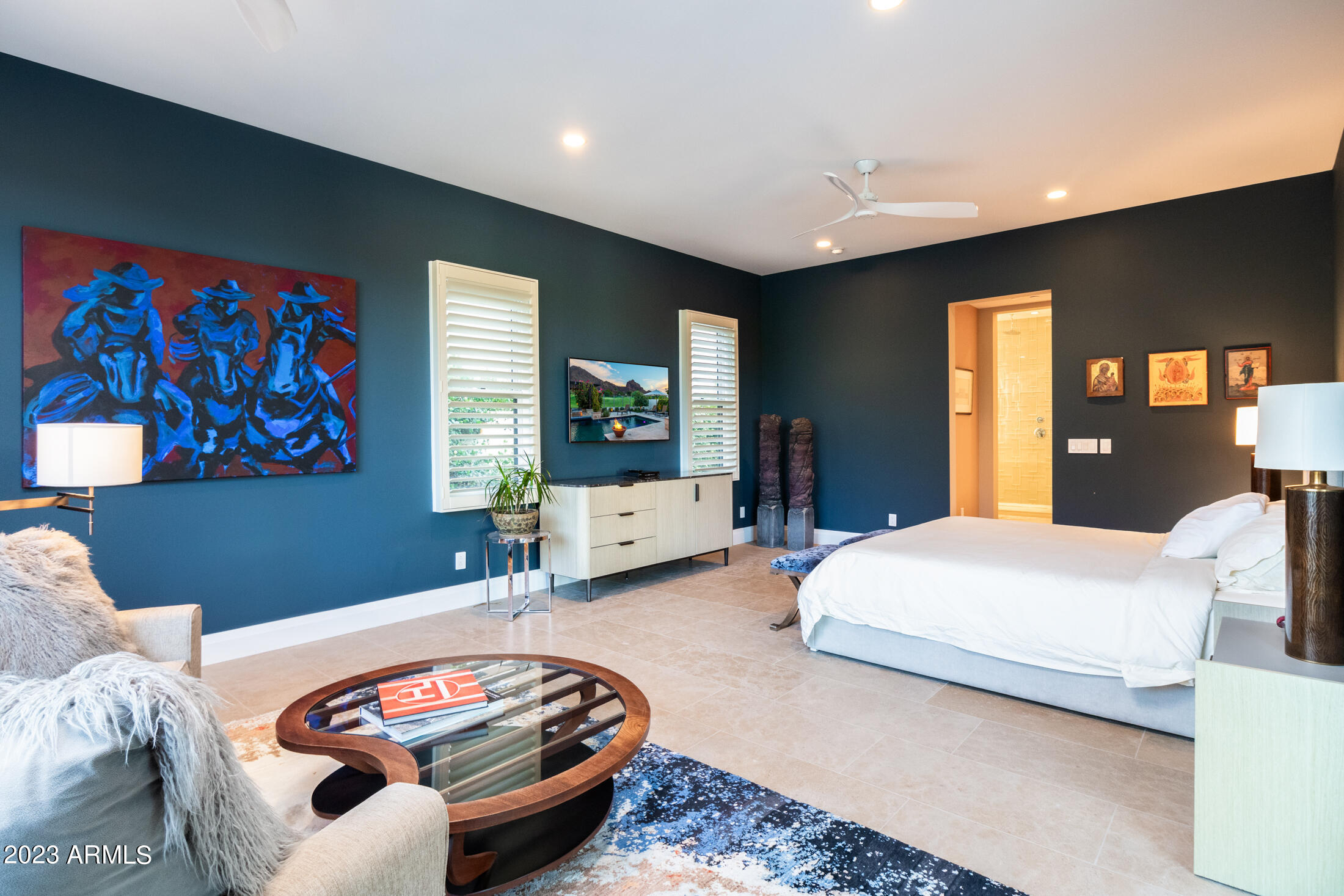 5587 E VALLEY VISTA Lane