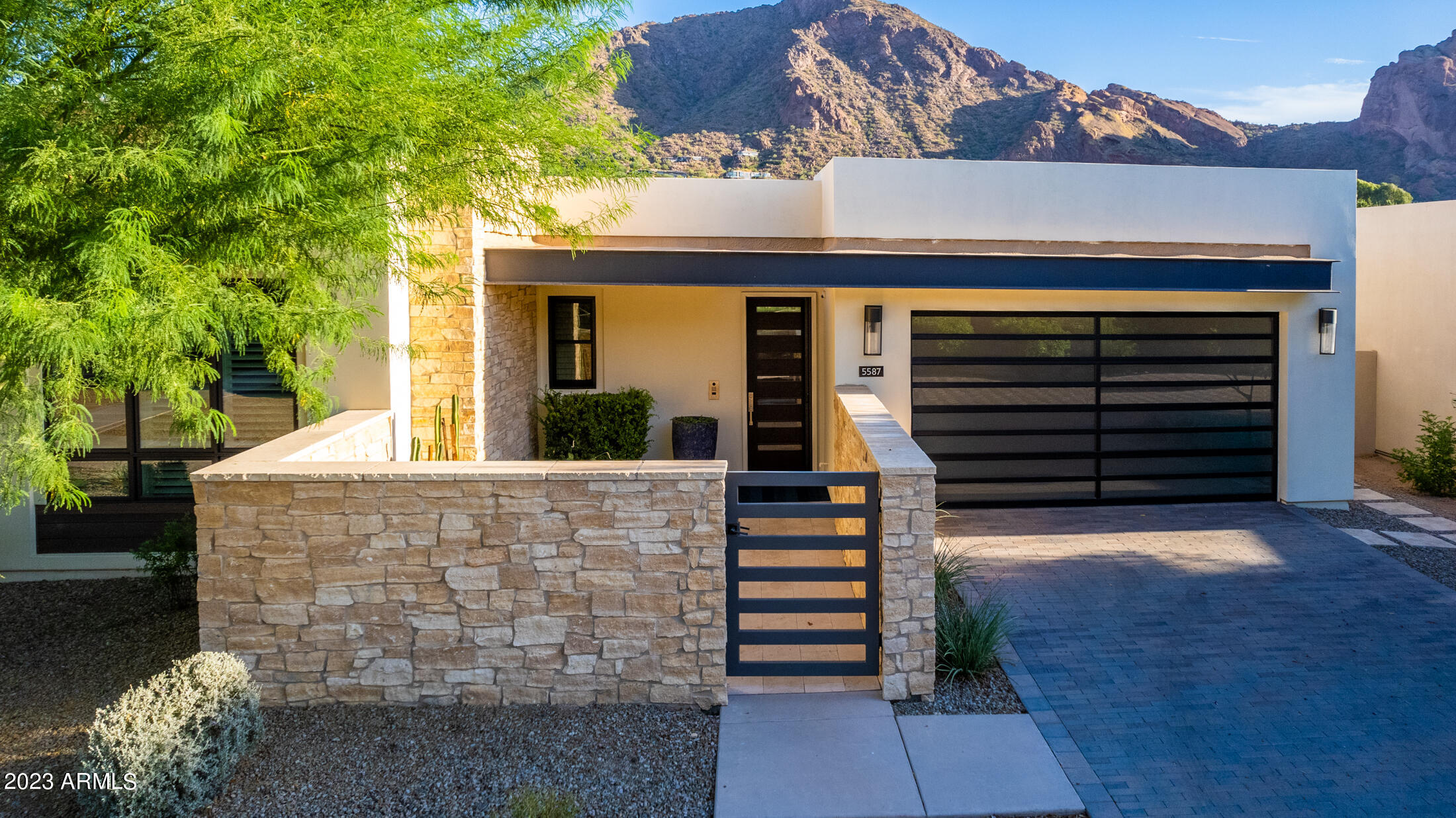 5587 E VALLEY VISTA Lane