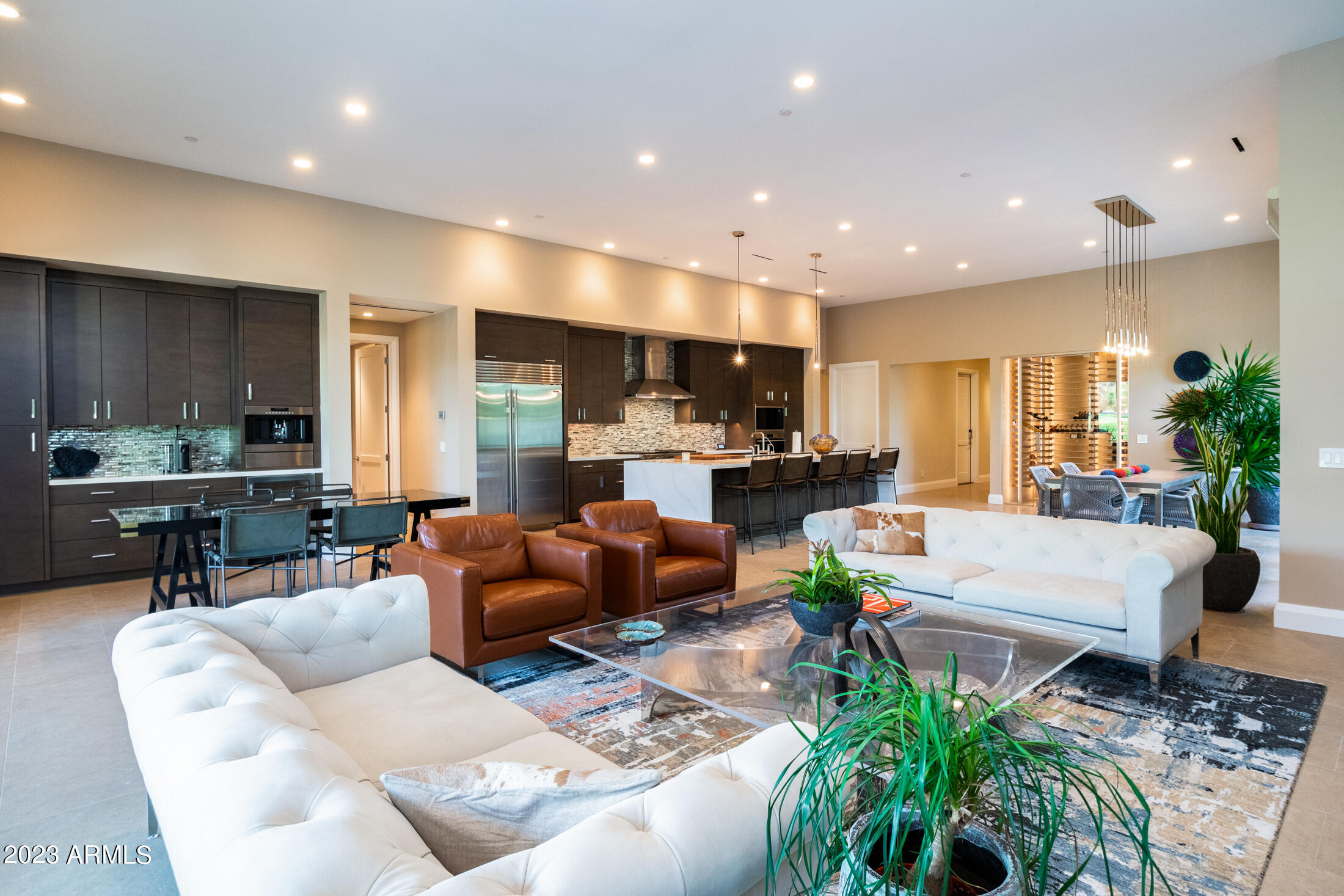 5587 E VALLEY VISTA Lane