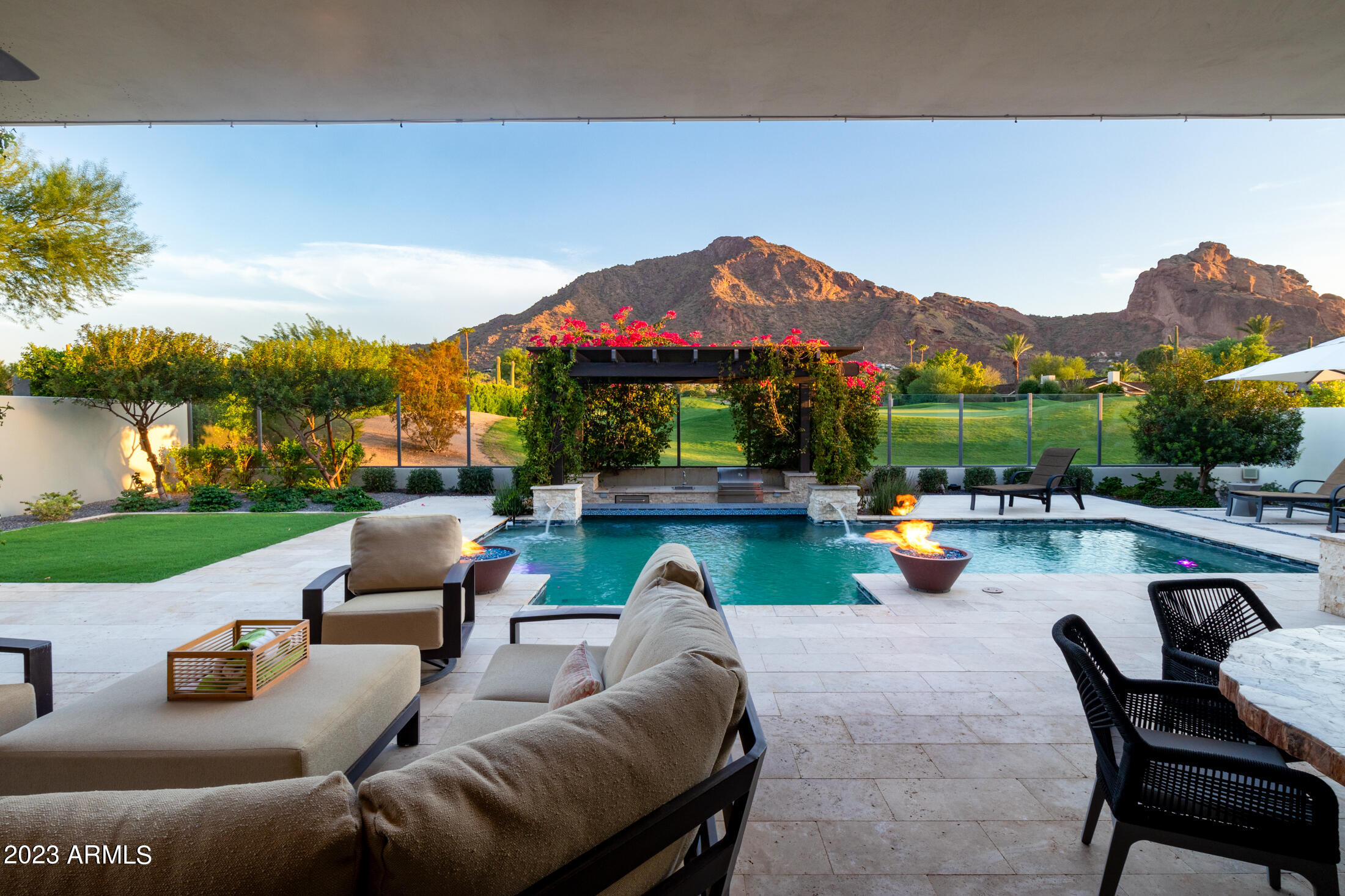 5587 E VALLEY VISTA Lane