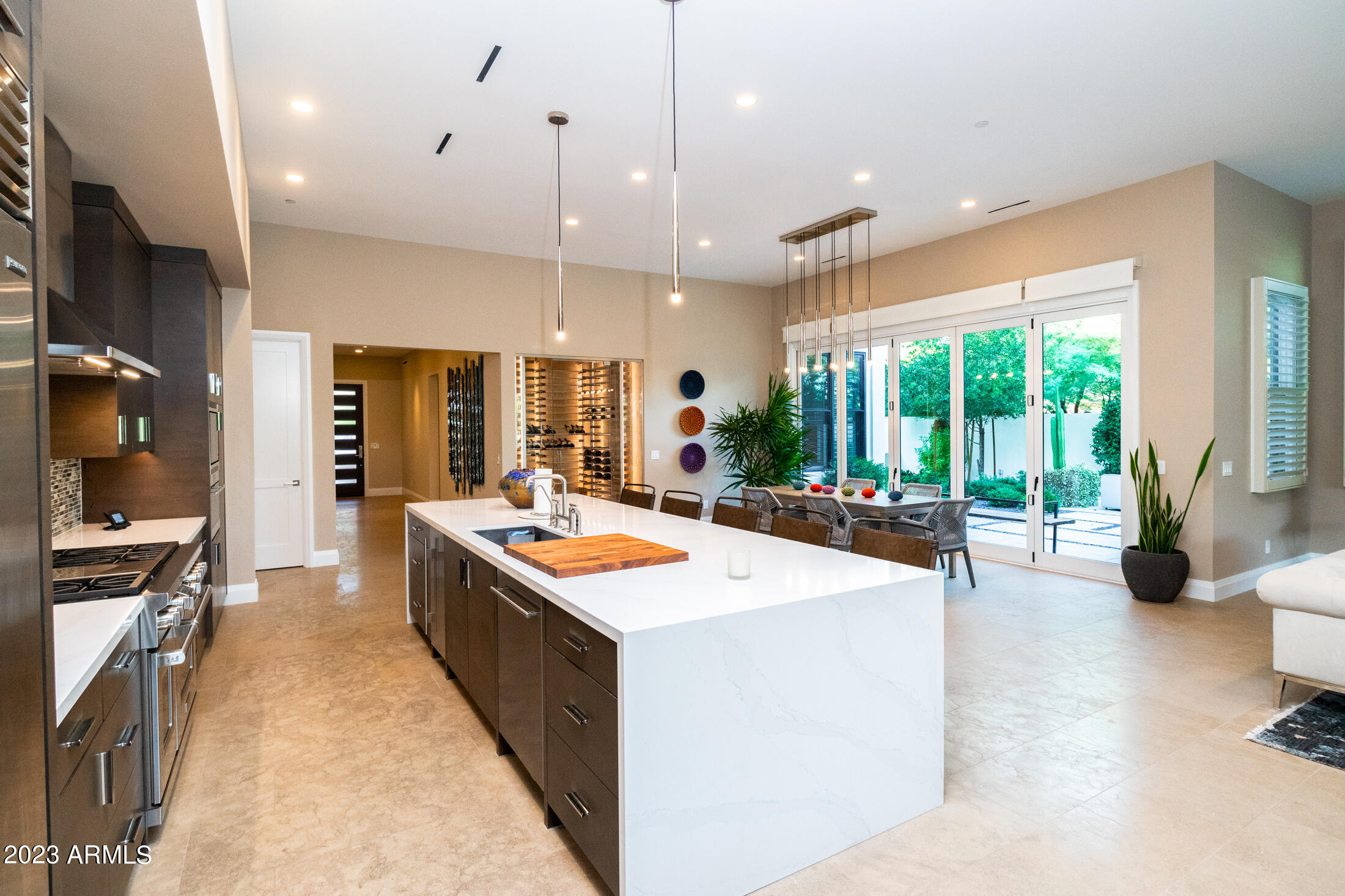 5587 E VALLEY VISTA Lane