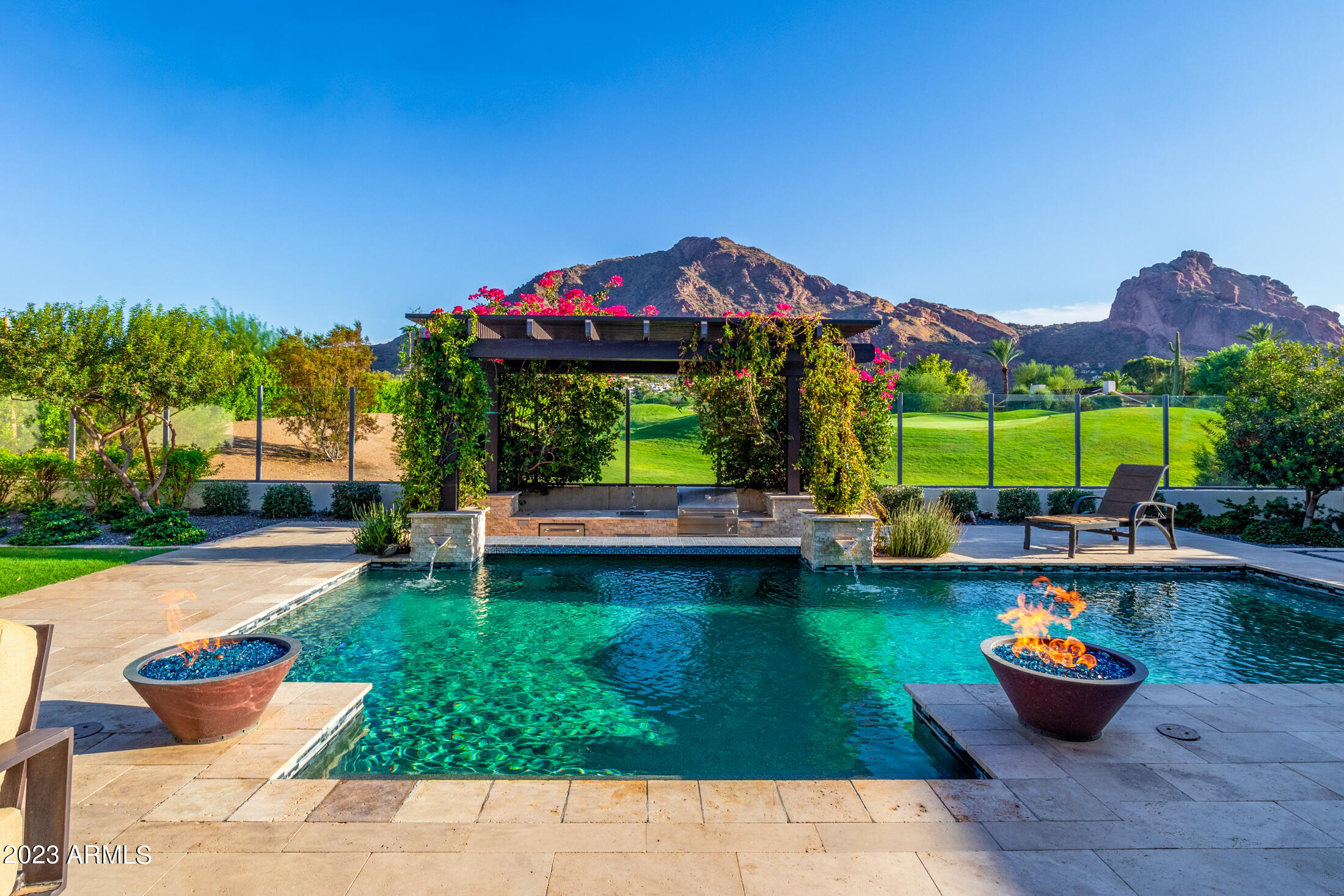 5587 E VALLEY VISTA Lane