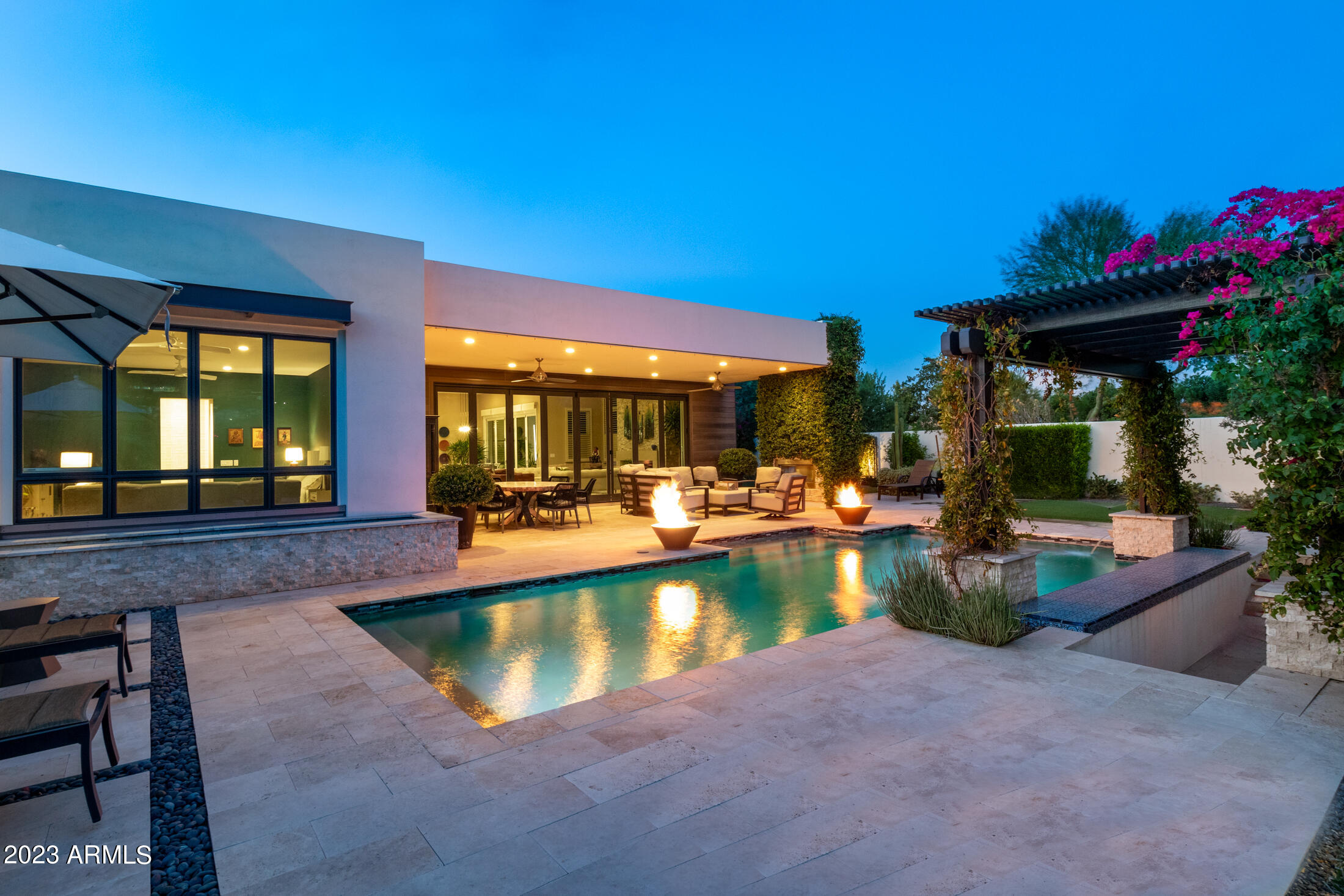 5587 E VALLEY VISTA Lane