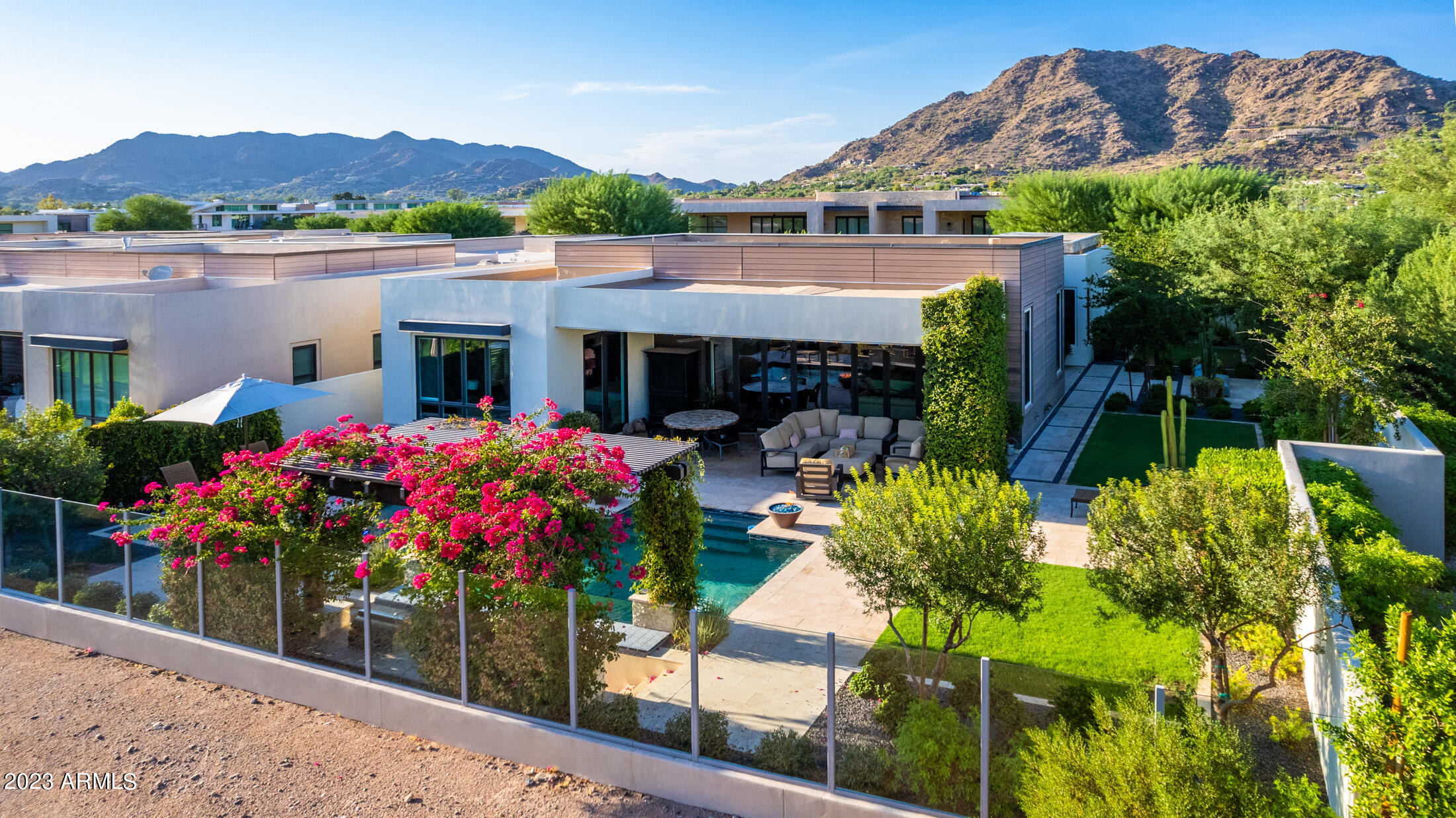 5587 E VALLEY VISTA Lane