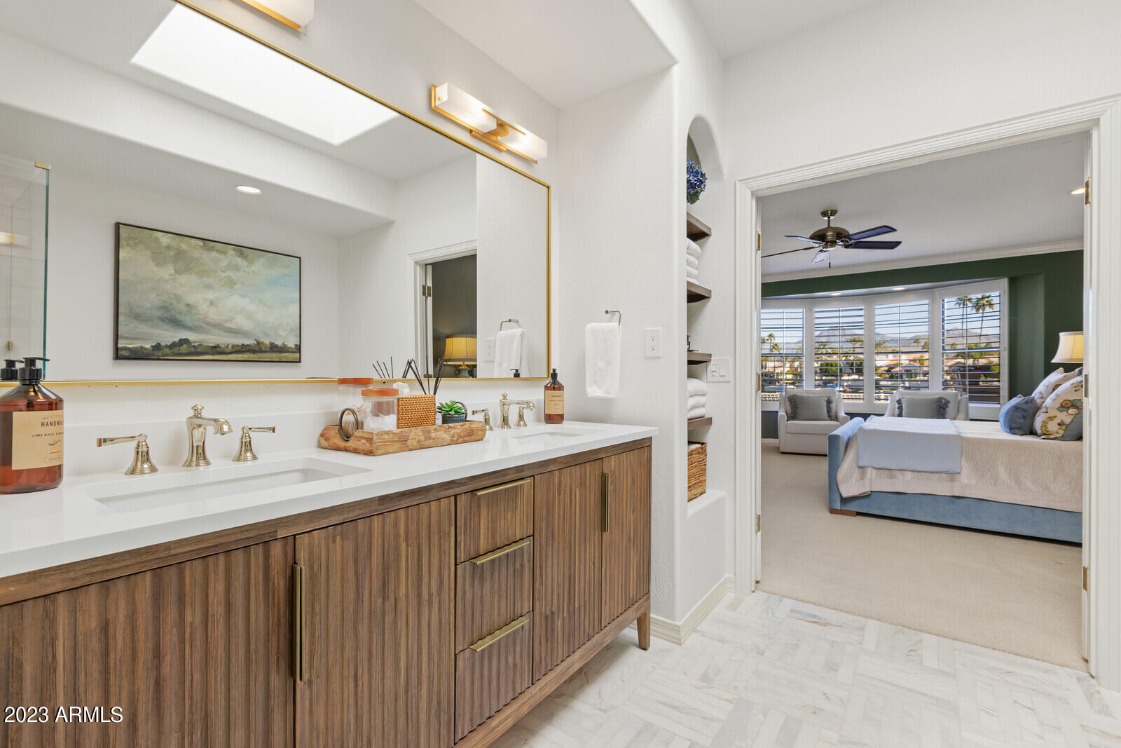 10110 E TOPAZ Drive