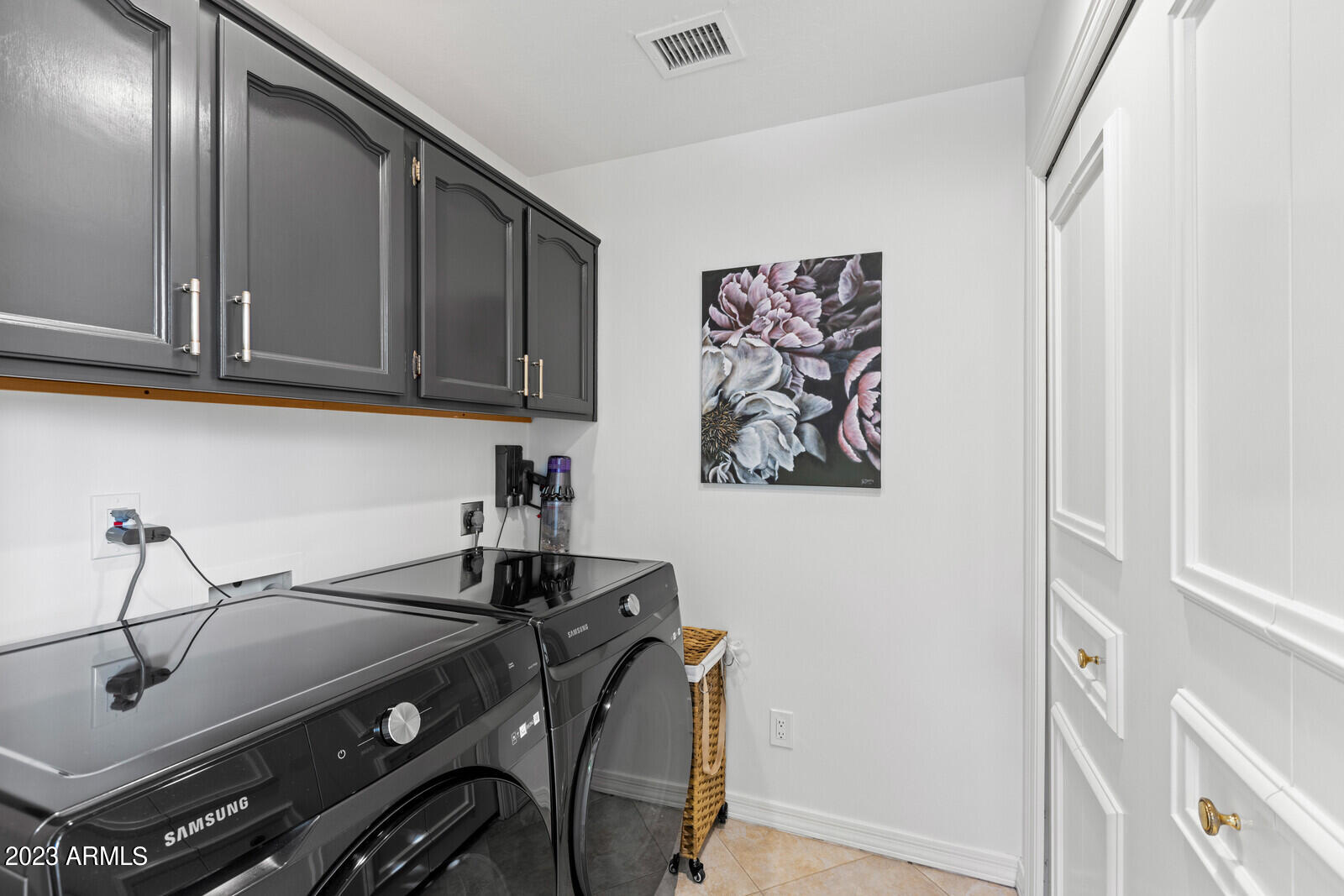 10110 E TOPAZ Drive