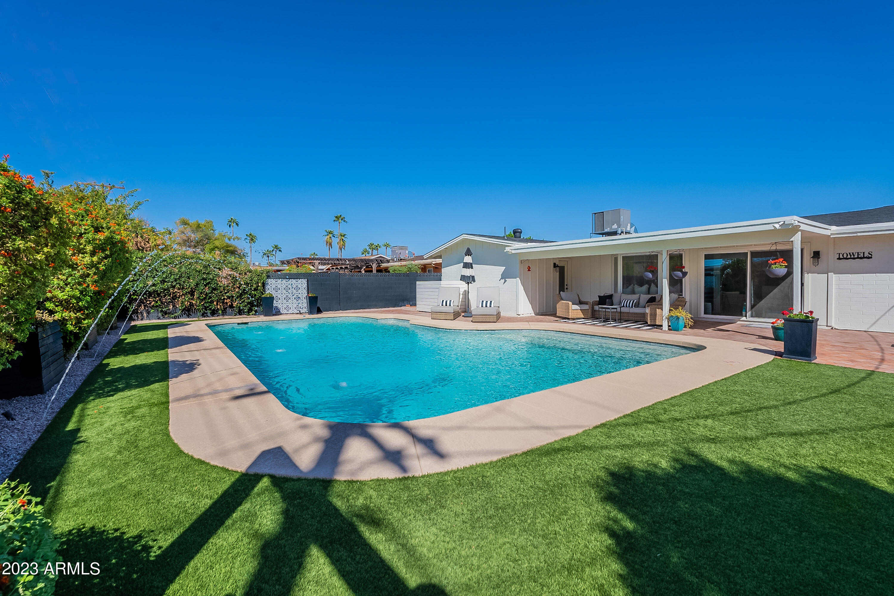 3038 N 81ST Place