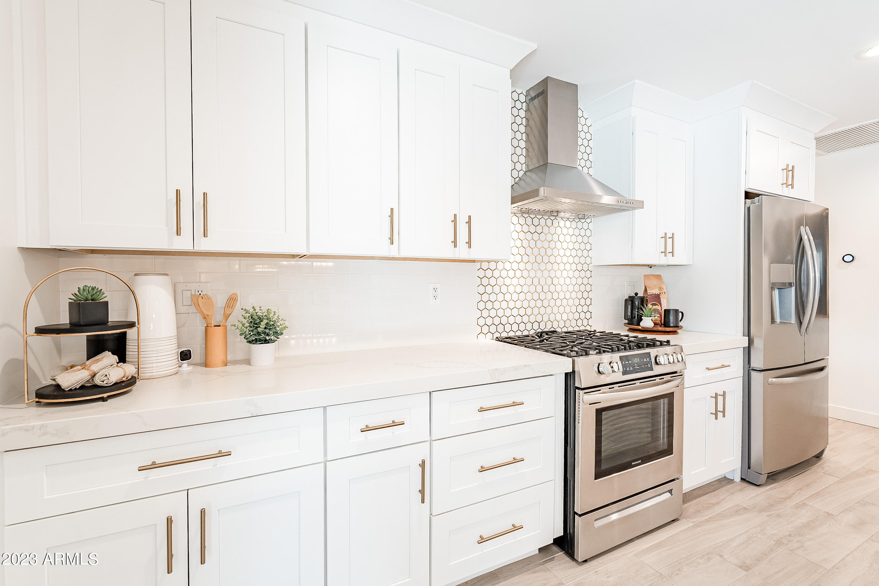 3038 N 81ST Place